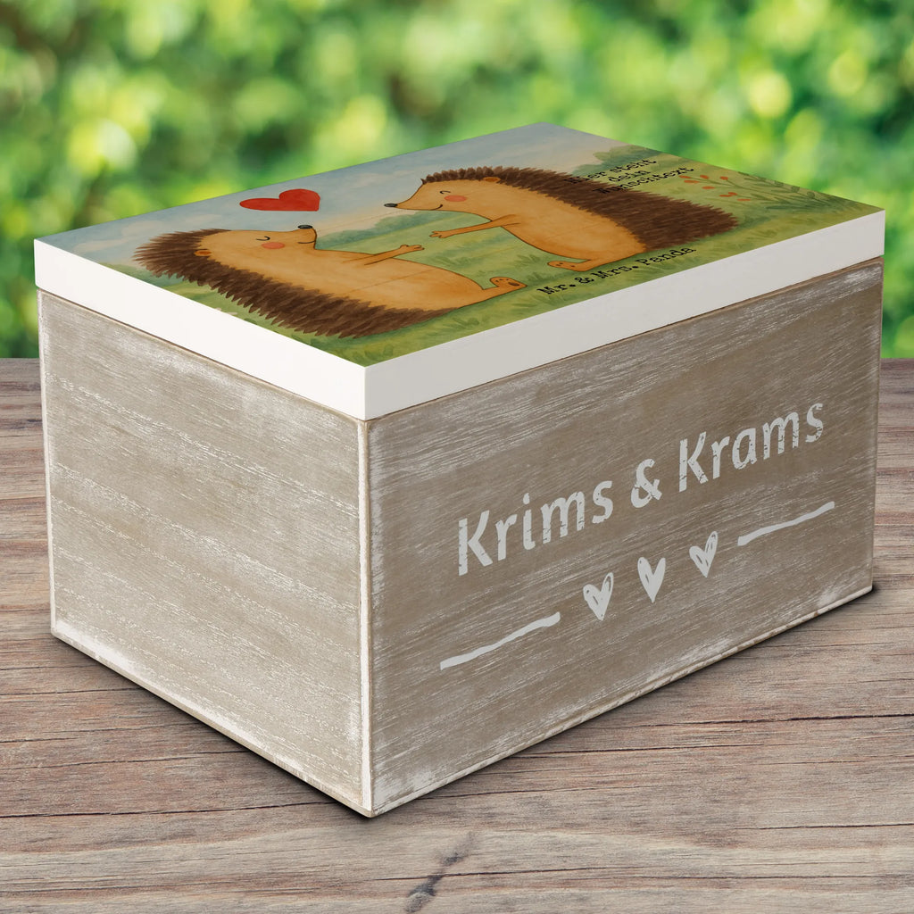 Personalised wooden chest Marriage Hedgehog Design Aufbewahrungsbox mit Namen, Kiste mit Namen, Holzkiste Personalisiert, Truhe Personalisiert, Holzkiste mit Namen, Erinnerungsbox Personalisiert, Geschenkbox personalisiert, Truhe mit Namen, mit Namen, Kiste Personalisiert, GEschenkdose personalisiert, Dekokiste Personalisiert, Dekokiste mit Namen, Erinnerungskiste Personalisiert, Schatzkiste Personalisiert, Aufbewahrungsbox Personalisiert, Erinnerungskiste, Erinnerungsbox mit Namen, Schatzkiste mit Namen, Schatulle mit Namen, Schatulle Personalisiert, Hochzeit, Hochzeitsgeschenk, Ehe, Hochzeitsfeier, Trauung, Trauungsgeschenk, Hochzeitskarte, Verlobungsfeier, Verlobungsgeschenk, Hochzeitsgeschenkideen, Hochzeitsgeschenke für Brautpaar, Liebe, Paargeschenk, Freundin, Igel, Paar, Freund
