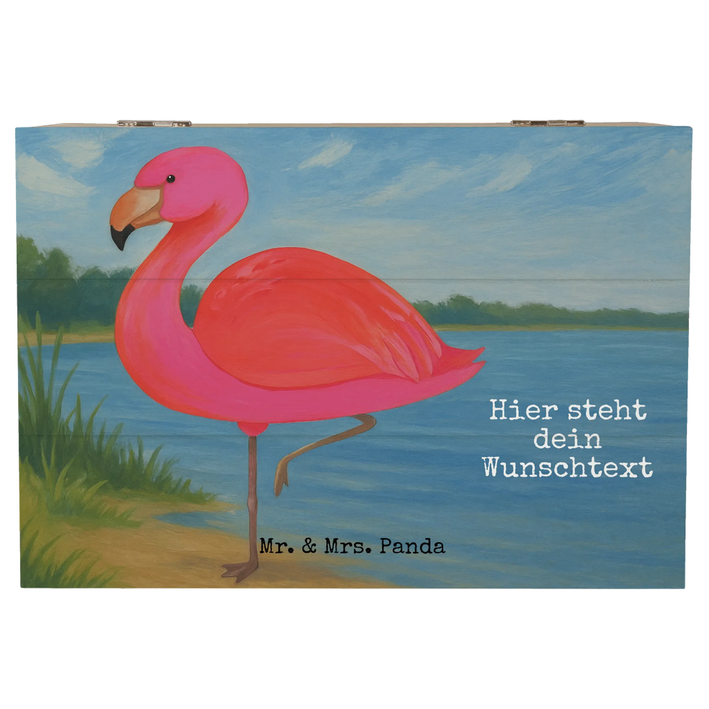 Personalisierte Holzkiste Flamingo Classic Design Aufbewahrungsbox Personalisiert, Erinnerungskiste, Schatulle mit Namen, Holzkiste Personalisiert, GEschenkdose personalisiert, Erinnerungsbox Personalisiert, Holzkiste mit Namen, Erinnerungskiste Personalisiert, Dekokiste Personalisiert, Geschenkbox personalisiert, Schatzkiste Personalisiert, Dekokiste mit Namen, Truhe Personalisiert, Erinnerungsbox mit Namen, Kiste mit Namen, Schatzkiste mit Namen, mit Namen, Aufbewahrungsbox mit Namen, Schatulle Personalisiert, Truhe mit Namen, Kiste Personalisiert, Flamingo, Sohn, Spruch, Geschwister, ich, Außenseiter, Tochter, Einzigartig, Stolz, für mich, Freundinnen, Selbstliebe, Freundin