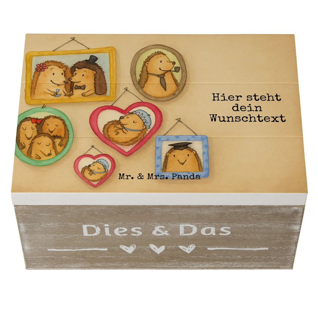 Personalizowane drewniane pudełko Rodzina jeży Design Aufbewahrungsbox mit Namen, Erinnerungskiste Personalisiert, Schatulle mit Namen, Holzkiste mit Namen, Erinnerungsbox Personalisiert, Dekokiste mit Namen, Schatzkiste mit Namen, Kiste Personalisiert, Truhe Personalisiert, mit Namen, Aufbewahrungsbox Personalisiert, GEschenkdose personalisiert, Schatzkiste Personalisiert, Erinnerungsbox mit Namen, Erinnerungskiste, Holzkiste Personalisiert, Geschenkbox personalisiert, Kiste mit Namen, Truhe mit Namen, Schatulle Personalisiert, Dekokiste Personalisiert, Familie, Vatertag, Muttertag, Bruder, Schwester, Mama, Papa, Oma, Opa, Igel, Zusammenhalt, Bilder, Glück, Liebe