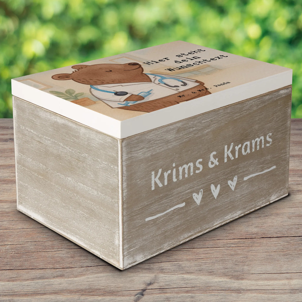 Personalisierte Holzkiste Arzt Leidenschaft Design Aufbewahrungsbox Personalisiert, Aufbewahrungsbox mit Namen, Geschenkbox personalisiert, Schatulle Personalisiert, Erinnerungskiste Personalisiert, Erinnerungsbox mit Namen, Dekokiste mit Namen, Dekokiste Personalisiert, Kiste Personalisiert, mit Namen, Schatulle mit Namen, Erinnerungskiste, Erinnerungsbox Personalisiert, Truhe mit Namen, Truhe Personalisiert, Holzkiste Personalisiert, Kiste mit Namen, GEschenkdose personalisiert, Holzkiste mit Namen, Schatzkiste Personalisiert, Schatzkiste mit Namen, Beruf, Ausbildung, Jubiläum, Abschied, Rente, Kollege, Kollegin, Geschenk, Schenken, Arbeitskollege, Mitarbeiter, Firma, Danke, Dankeschön, Doktor, Mediziner, Arztpraxis, Doktortitel, Arzt, Medizinstudium, Hausarzt