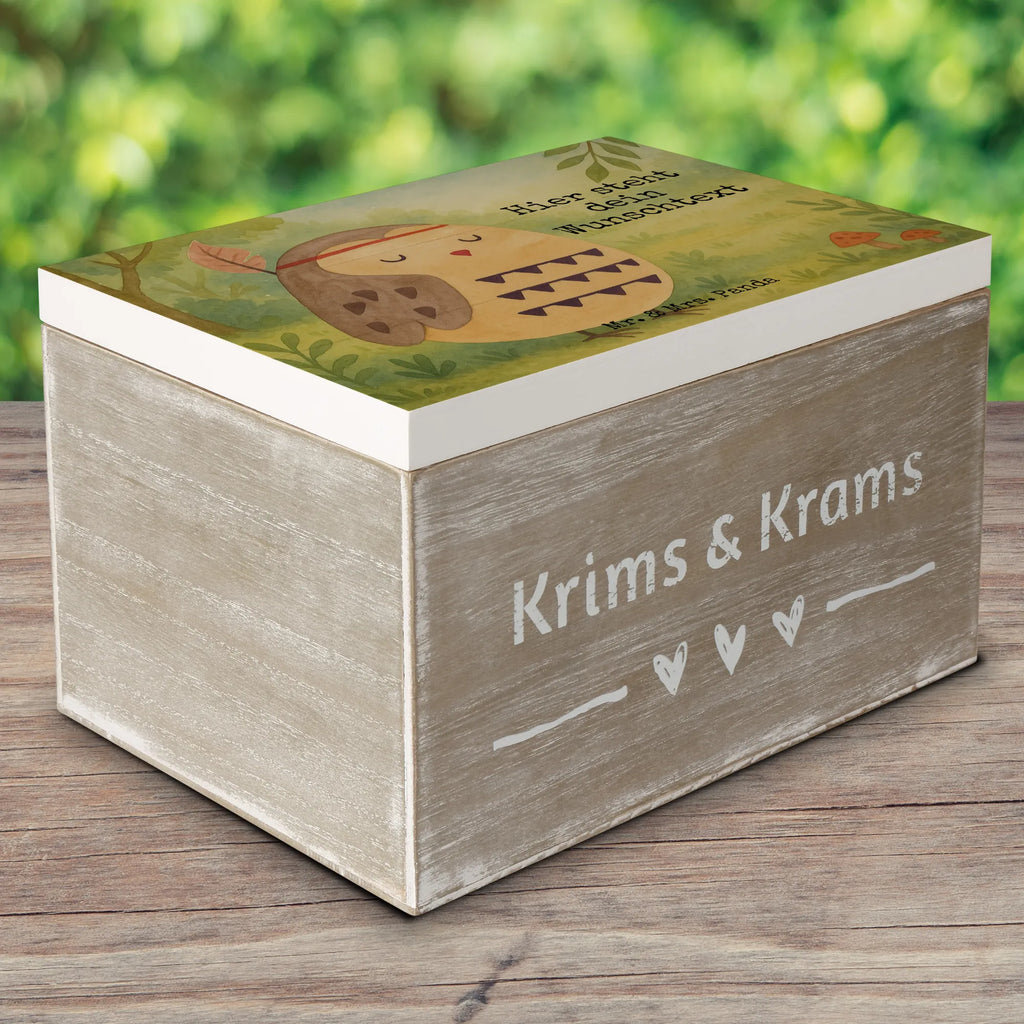 Personalisierte Holzkiste Eule Federschmuck Design Aufbewahrungsbox mit Namen, Schatzkiste Personalisiert, Truhe mit Namen, Holzkiste mit Namen, Aufbewahrungsbox Personalisiert, Erinnerungskiste, Erinnerungsbox mit Namen, Kiste Personalisiert, Schatulle mit Namen, GEschenkdose personalisiert, Holzkiste Personalisiert, Truhe Personalisiert, Dekokiste mit Namen, Kiste mit Namen, Erinnerungskiste Personalisiert, Schatulle Personalisiert, Dekokiste Personalisiert, Geschenkbox personalisiert, Schatzkiste mit Namen, mit Namen, Erinnerungsbox Personalisiert, Eule, Reisespruch, Dekoration, Das Leben ist ein Abenteuer, Eule Deko, Owl, Federschmuck
