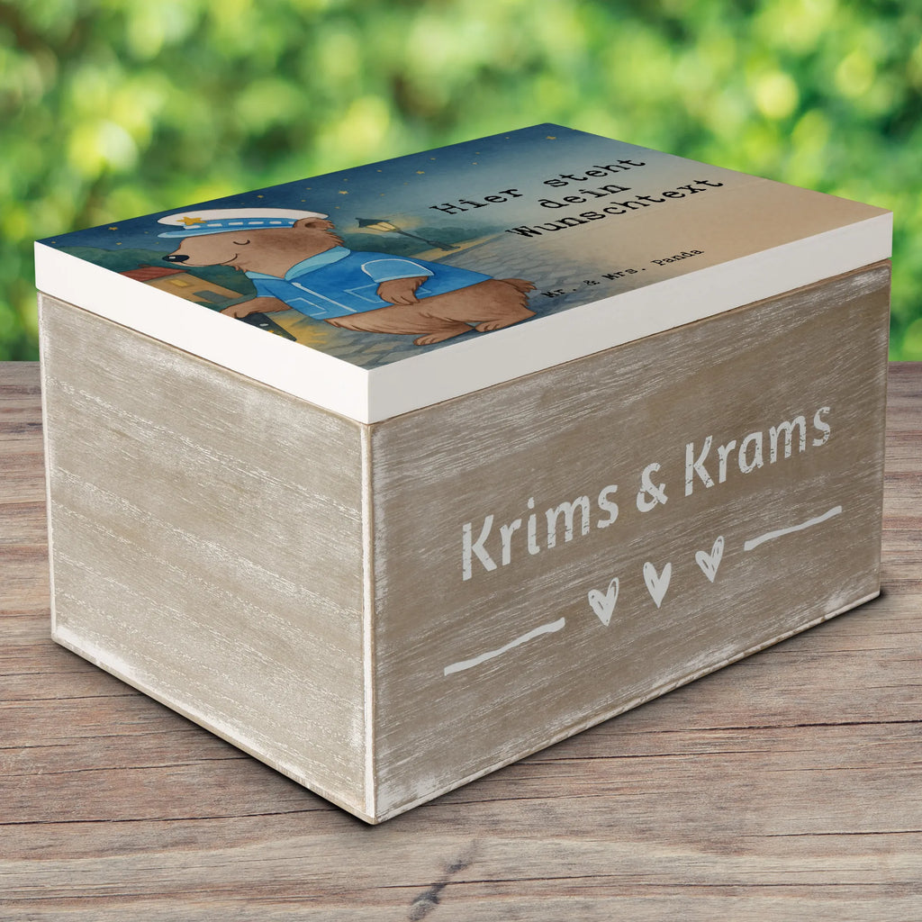 Personalised wooden chest policeman Passion Design Aufbewahrungsbox mit Namen, Dekokiste Personalisiert, Erinnerungskiste Personalisiert, Schatzkiste mit Namen, Erinnerungsbox mit Namen, Erinnerungskiste, Holzkiste Personalisiert, Dekokiste mit Namen, Kiste Personalisiert, Aufbewahrungsbox Personalisiert, Erinnerungsbox Personalisiert, Schatulle Personalisiert, Holzkiste mit Namen, Truhe Personalisiert, Truhe mit Namen, Geschenkbox personalisiert, Schatzkiste Personalisiert, GEschenkdose personalisiert, Schatulle mit Namen, mit Namen, Kiste mit Namen, Beruf, Ausbildung, Jubiläum, Abschied, Rente, Kollege, Kollegin, Geschenk, Schenken, Arbeitskollege, Mitarbeiter, Firma, Danke, Dankeschön, Wachmann, Polizei, Cop, Studium, Polizeibeamter, Polizist