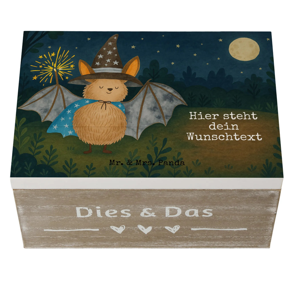 Personalisierte Holzkiste Fledermaus Zauberer Design mit Namen, Holzkiste mit Namen, Holzkiste Personalisiert, Kiste mit Namen, Geschenkbox personalisiert, Truhe Personalisiert, Schatulle Personalisiert, Dekokiste mit Namen, Schatzkiste mit Namen, Aufbewahrungsbox Personalisiert, Erinnerungsbox Personalisiert, Erinnerungsbox mit Namen, Erinnerungskiste Personalisiert, GEschenkdose personalisiert, Kiste Personalisiert, Dekokiste Personalisiert, Truhe mit Namen, Aufbewahrungsbox mit Namen, Schatulle mit Namen, Erinnerungskiste, Schatzkiste Personalisiert, Tiermotive, Gute Laune, lustige Sprüche, Tiere, Magier, Fledermaus, Zauberer, reinsteigern, Fledermäuse, Frauen