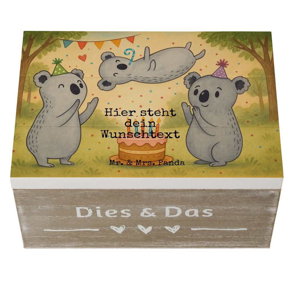 Personalised wooden chest koalas Birthday Design mit Namen, Schatulle mit Namen, Erinnerungsbox Personalisiert, Kiste mit Namen, Truhe mit Namen, Dekokiste Personalisiert, Truhe Personalisiert, Kiste Personalisiert, Holzkiste mit Namen, Erinnerungskiste Personalisiert, Aufbewahrungsbox mit Namen, GEschenkdose personalisiert, Schatzkiste mit Namen, Schatulle Personalisiert, Geschenkbox personalisiert, Erinnerungskiste, Schatzkiste Personalisiert, Dekokiste mit Namen, Holzkiste Personalisiert, Erinnerungsbox mit Namen, Aufbewahrungsbox Personalisiert, Geburtstag, Geburtstagsgeschenk, Geschenk, Happy Birthday, Koala, Geburtstage, Geburtstagsfeier