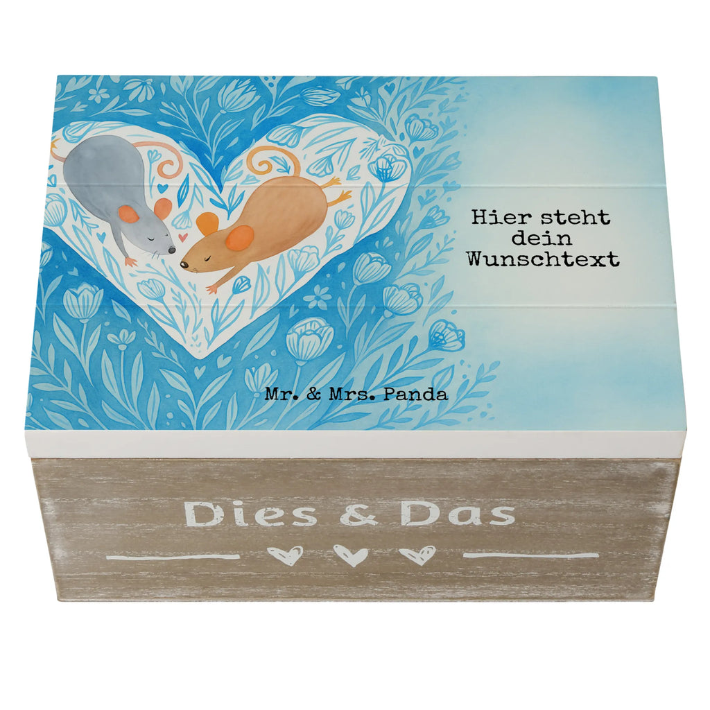 Personalised wooden chest Mice heart Design Erinnerungsbox Personalisiert, Aufbewahrungsbox Personalisiert, Erinnerungskiste, Kiste Personalisiert, Schatulle Personalisiert, Schatulle mit Namen, Kiste mit Namen, Truhe Personalisiert, GEschenkdose personalisiert, Schatzkiste Personalisiert, Schatzkiste mit Namen, Dekokiste mit Namen, Erinnerungsbox mit Namen, Dekokiste Personalisiert, Geschenkbox personalisiert, Erinnerungskiste Personalisiert, Truhe mit Namen, Holzkiste mit Namen, Holzkiste Personalisiert, mit Namen, Aufbewahrungsbox mit Namen, Liebe, Partner, Freund, Freundin, Ehemann, Ehefrau, Heiraten, Verlobung, Heiratsantrag, Liebesgeschenk, Jahrestag, Hocheitstag, Love, Hochzeit, Geschenk für zwei, Lieblingsmensch, Gemeinsamkeit, Liebesbotschaft, Maus, Mäuse, Liebesbeweis