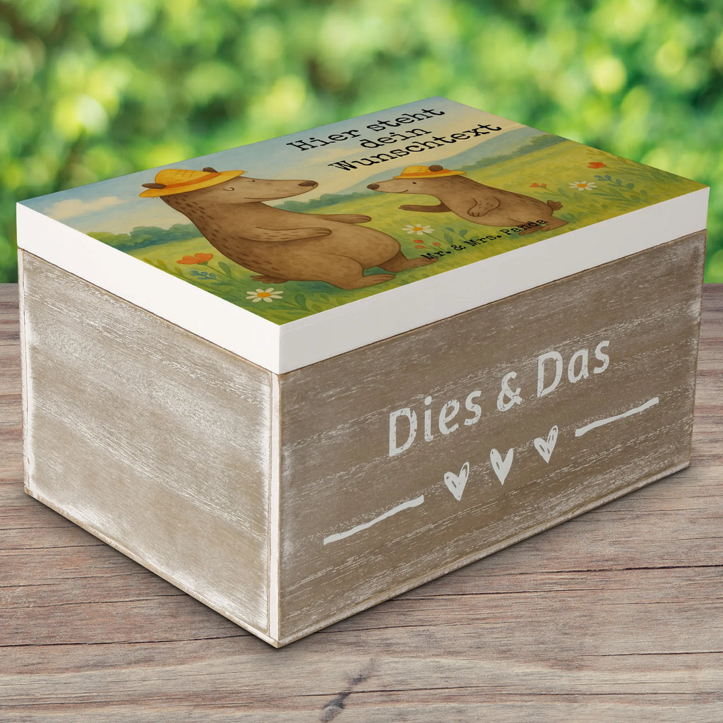 Personalizowane drewniane pudełko Niedźwiedzie z kapeluszami Design Dekokiste Personalisiert, Erinnerungskiste, Kiste mit Namen, Truhe mit Namen, Aufbewahrungsbox mit Namen, Schatulle Personalisiert, Schatzkiste Personalisiert, GEschenkdose personalisiert, Truhe Personalisiert, Holzkiste mit Namen, Dekokiste mit Namen, Erinnerungsbox Personalisiert, mit Namen, Erinnerungskiste Personalisiert, Schatulle mit Namen, Aufbewahrungsbox Personalisiert, Kiste Personalisiert, Schatzkiste mit Namen, Erinnerungsbox mit Namen, Holzkiste Personalisiert, Geschenkbox personalisiert, Familie, Vatertag, Muttertag, Bruder, Schwester, Mama, Papa, Oma, Opa, Vater-Sohn, Dad, Vater, Kind, Sohn, Vorbild, Bär, Paps, Söhne, Papi, Kinder, Lieblingsmensch, Bären, Daddy, Family