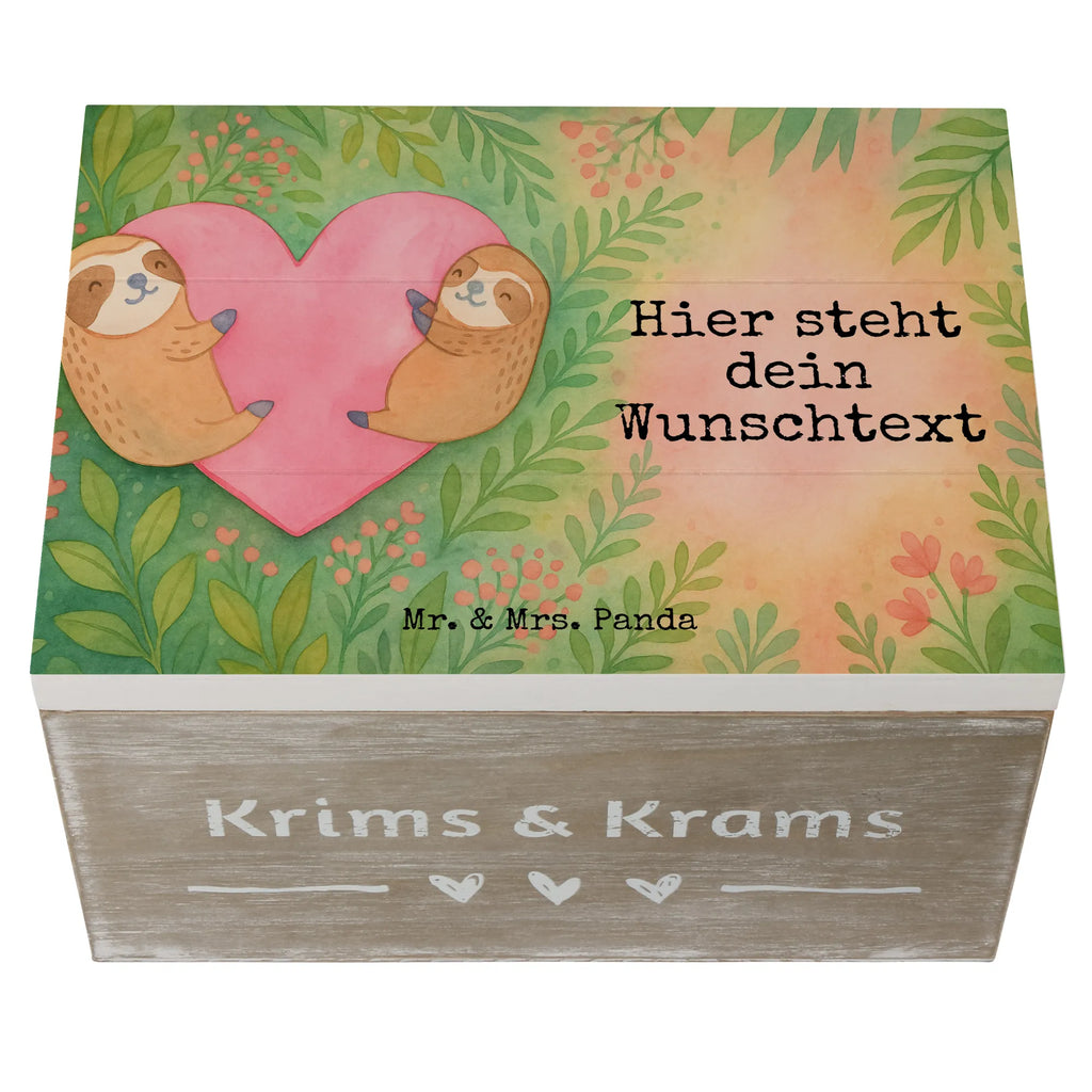 Personalisierte Holzkiste Faultiere Herz Design Holzkiste mit Namen, Aufbewahrungsbox mit Namen, Erinnerungskiste, Schatulle mit Namen, Schatzkiste Personalisiert, GEschenkdose personalisiert, Kiste mit Namen, Erinnerungsbox Personalisiert, Holzkiste Personalisiert, Dekokiste mit Namen, Schatulle Personalisiert, mit Namen, Truhe Personalisiert, Erinnerungsbox mit Namen, Truhe mit Namen, Schatzkiste mit Namen, Kiste Personalisiert, Erinnerungskiste Personalisiert, Aufbewahrungsbox Personalisiert, Dekokiste Personalisiert, Geschenkbox personalisiert, Liebe, Partner, Freund, Freundin, Ehemann, Ehefrau, Heiraten, Verlobung, Heiratsantrag, Liebesgeschenk, Jahrestag, Hocheitstag, Valentinstag, Hochzeitstag, Geschenk für Partner, Geschenk für Freundin, Geschenk für Frauen, Mitbringsel, für Ehemann, Liebesbeweis, für Männer