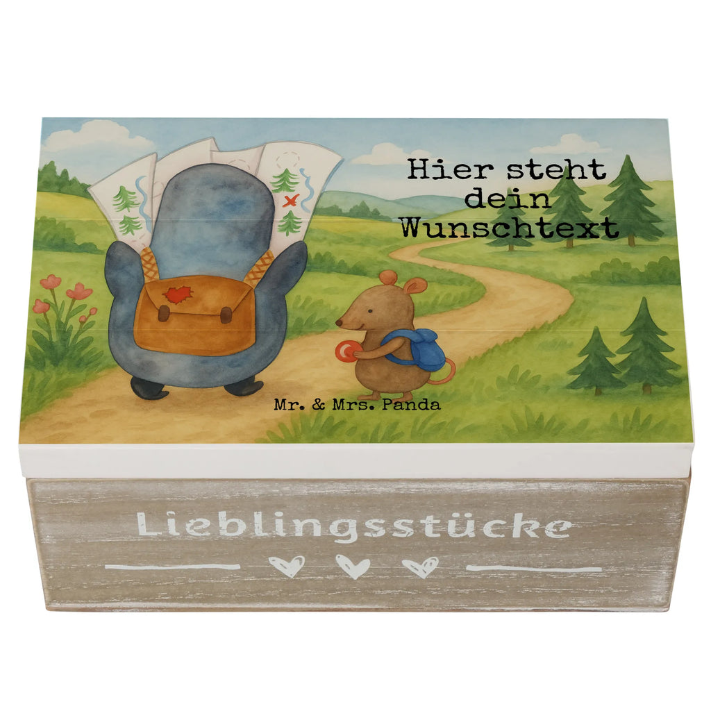 Personalizowane drewniane pudełko Pingwin i Mysz Wędrowcy Design Erinnerungsbox Personalisiert, GEschenkdose personalisiert, Aufbewahrungsbox Personalisiert, Schatzkiste Personalisiert, Schatulle Personalisiert, Dekokiste Personalisiert, Geschenkbox personalisiert, Schatulle mit Namen, Truhe Personalisiert, Schatzkiste mit Namen, Erinnerungskiste Personalisiert, Holzkiste mit Namen, Kiste Personalisiert, Erinnerungsbox mit Namen, Aufbewahrungsbox mit Namen, Holzkiste Personalisiert, Kiste mit Namen, Dekokiste mit Namen, Erinnerungskiste, mit Namen, Truhe mit Namen, Pinguin, Abenteuer, Roadtrip, wandern, Ausflug, Wanderlust, Abenteurer, Pinguine