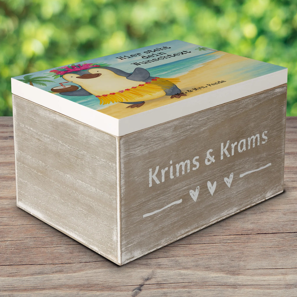 Personalizowane drewniane pudełko Pingwin z Kokosem Design Truhe mit Namen, Truhe Personalisiert, Schatzkiste Personalisiert, Kiste Personalisiert, Kiste mit Namen, Holzkiste Personalisiert, Dekokiste mit Namen, GEschenkdose personalisiert, Holzkiste mit Namen, Aufbewahrungsbox Personalisiert, Erinnerungsbox Personalisiert, Aufbewahrungsbox mit Namen, Schatzkiste mit Namen, Erinnerungsbox mit Namen, mit Namen, Erinnerungskiste, Dekokiste Personalisiert, Erinnerungskiste Personalisiert, Schatulle Personalisiert, Geschenkbox personalisiert, Schatulle mit Namen, Pinguin, Hawaii, Kokosnuss, Urlaub, Pinguine, Aloha