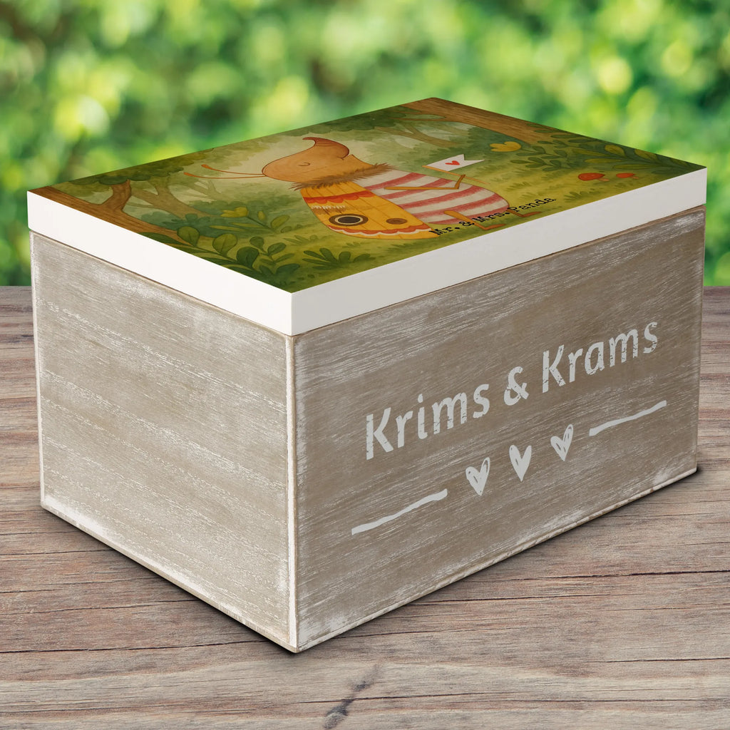 Wooden chest Moth flag Design Schatzkiste, Kiste, Schatulle, Holzkiste, Dekokiste, XXL, Geschenkdose, Aufbewahrungsbox, Erinnerungsbox, Erinnerungskiste, Truhe, Geschenkbox, Tiermotive, Gute Laune, lustige Sprüche, Tiere, Nachtfalter, Küche Deko, Käfer, niedlich, Spruch witzig, süß, Spruch lustig, Was kostet die Welt