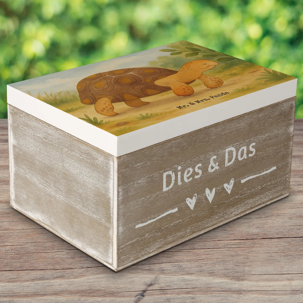 Holzkiste Schildkröte Marschieren Design Truhe, Schatulle, Geschenkdose, Schatzkiste, Dekokiste, Kiste, Erinnerungskiste, Aufbewahrungsbox, Geschenkbox, XXL, Erinnerungsbox, Holzkiste, Meerestiere, Meer, Urlaub, Schildkröten, get lost, Lieblingsmensch, Inspiration, Neustart, Motivation, Abenteuer, Reiselust, Schildkröte