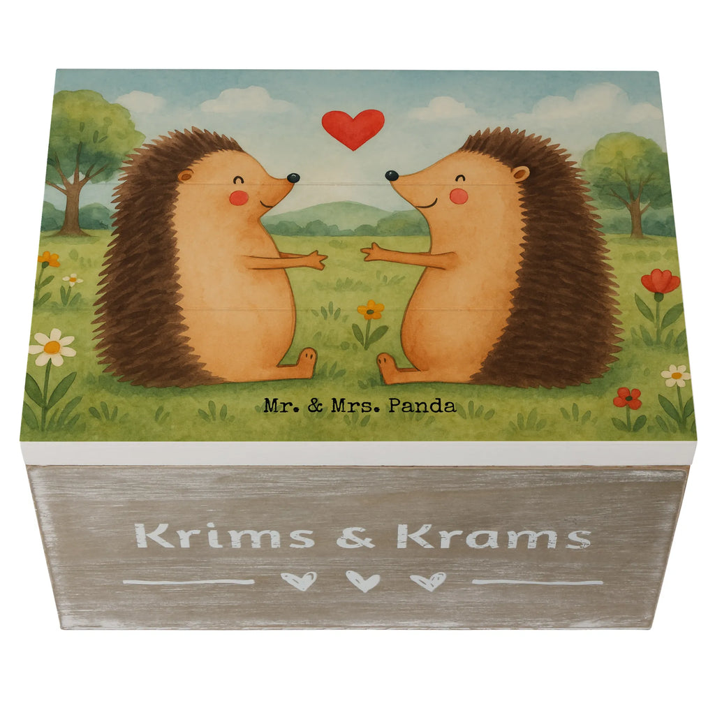 Holzkiste Igel Liebe Design Schatulle, Geschenkbox, Geschenkdose, Holzkiste, Erinnerungskiste, Kiste, Schatzkiste, Aufbewahrungsbox, Truhe, XXL, Dekokiste, Erinnerungsbox, Liebe, Partner, Freund, Freundin, Ehemann, Ehefrau, Heiraten, Verlobung, Heiratsantrag, Liebesgeschenk, Jahrestag, Hocheitstag, Hochzeit, Verheiratet, Hochzeitstag, Verliebt, Igel, Verlobt, Geschenk, Liebesbeweis