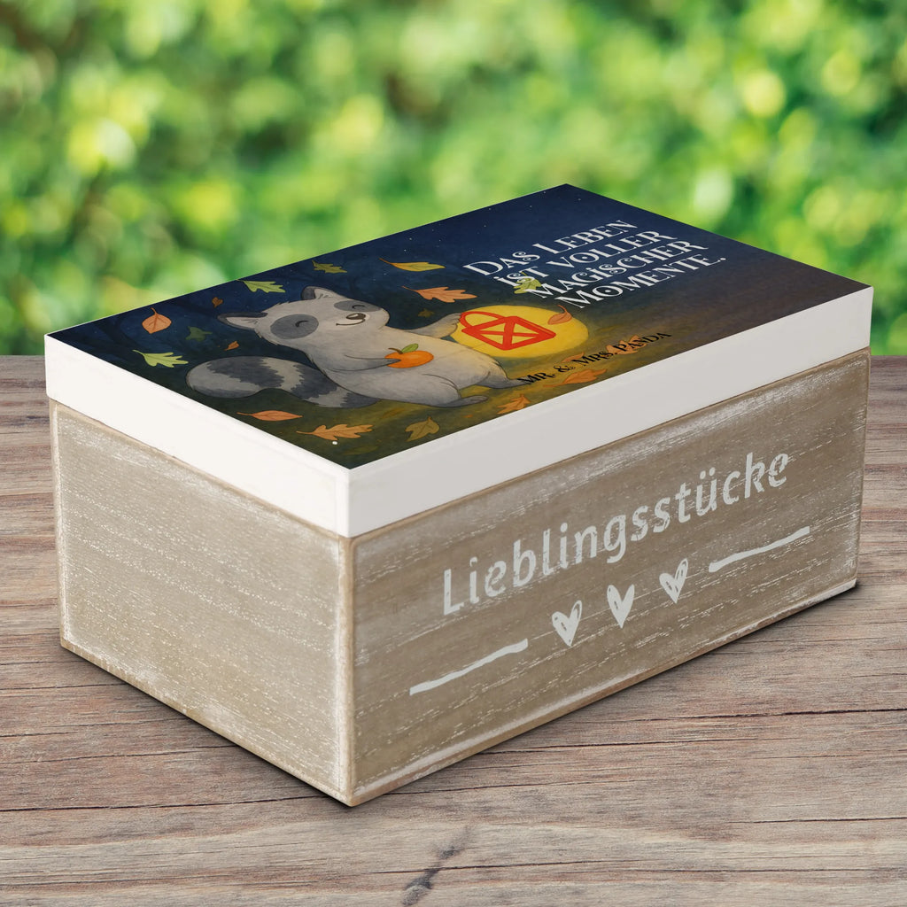 Holzkiste Waschbär Laterne Design Erinnerungskiste, Schatzkiste, Dekokiste, Holzkiste, Truhe, Erinnerungsbox, XXL, Kiste, Geschenkbox, Aufbewahrungsbox, Geschenkdose, Schatulle, Halloween, Deko, Martinssingen, Dekoration, Geschenke, Schenken, Laterne, Süßes sonst gibt's saures, Halloween Deko, Waschbär, Herbst, Trick or Treat