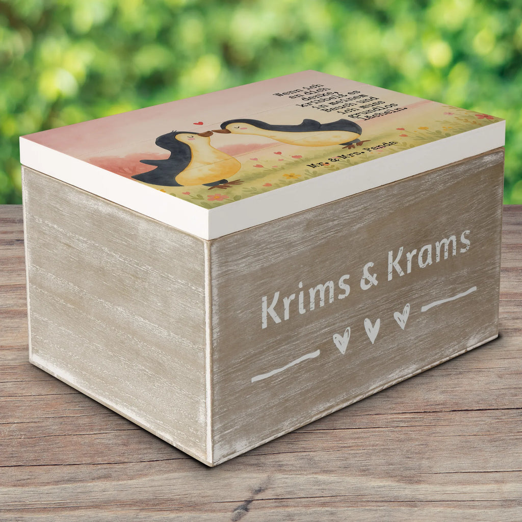 Holzkiste Pinguine Kuss Design Erinnerungskiste, Aufbewahrungsbox, Erinnerungsbox, Geschenkbox, Schatzkiste, Dekokiste, Kiste, Schatulle, Geschenkdose, Truhe, XXL, Holzkiste, Liebe, Partner, Freund, Freundin, Ehemann, Ehefrau, Heiraten, Verlobung, Heiratsantrag, Liebesgeschenk, Jahrestag, Hocheitstag, Geschenk für Partner, Liebesbeweis, Geschenk für Freundin, für Männer, Geschenk für Frauen, Hochzeitstag, für Ehemann, Mitbringsel, Valentinstag