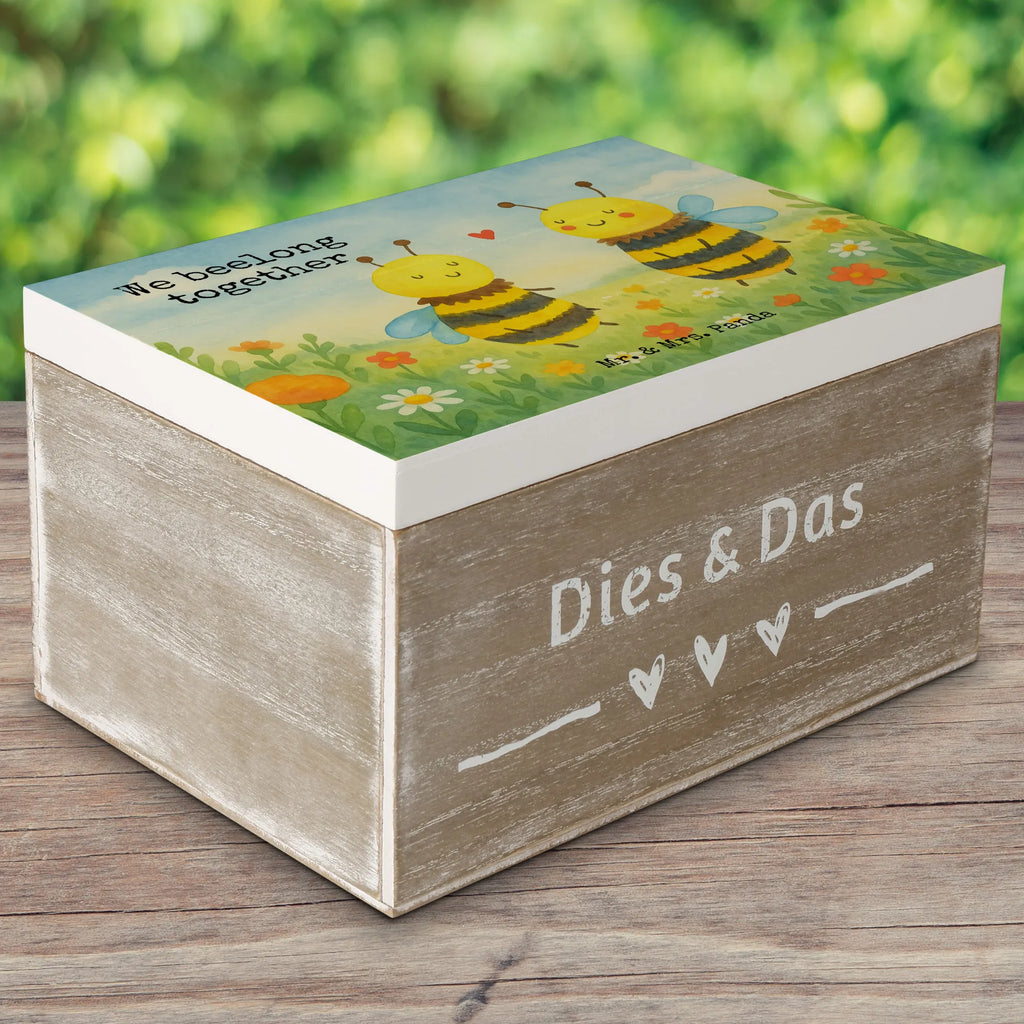Holzkiste Biene Verliebt Design Holzkiste, Kiste, Schatzkiste, Truhe, Schatulle, XXL, Erinnerungsbox, Erinnerungskiste, Dekokiste, Aufbewahrungsbox, Geschenkbox, Geschenkdose, Biene, Wespe, Hummel