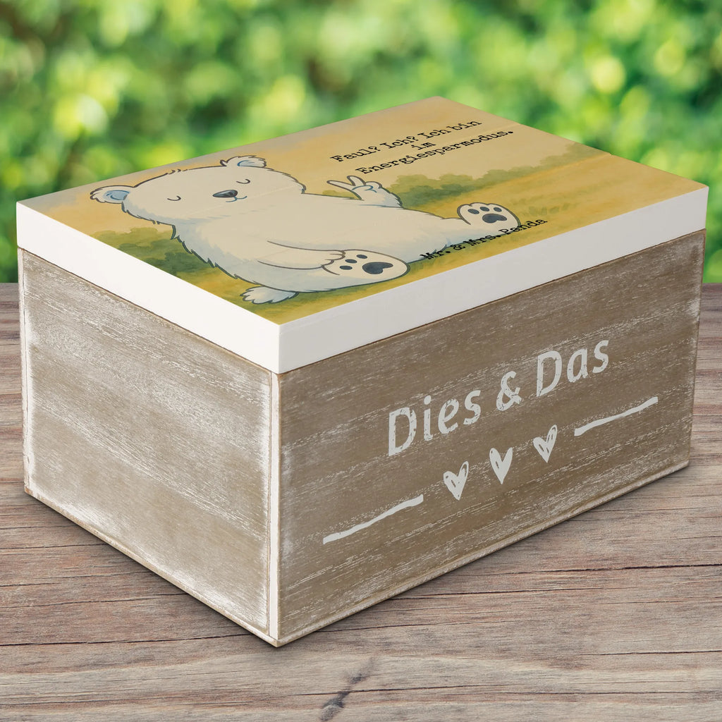 Holzkiste Eisbär Faul Design Erinnerungsbox, Aufbewahrungsbox, Geschenkdose, Dekokiste, Truhe, Holzkiste, Kiste, Geschenkbox, XXL, Schatulle, Erinnerungskiste, Schatzkiste, Bär, Teddy, Teddybär, Büro, Arbeitsplatz, Bürojob, Faul, Eisbär, Homeoffice, Relaxen, Entspannen, Arbeit, Nordpol