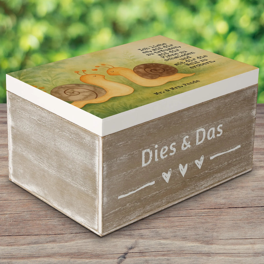 Holzkiste Schnecken Liebe Design Schatzkiste, Erinnerungsbox, Holzkiste, Geschenkbox, Erinnerungskiste, Schatulle, Dekokiste, Kiste, Aufbewahrungsbox, Geschenkdose, Truhe, XXL, Liebe, Partner, Freund, Freundin, Ehemann, Ehefrau, Heiraten, Verlobung, Heiratsantrag, Liebesgeschenk, Jahrestag, Hocheitstag