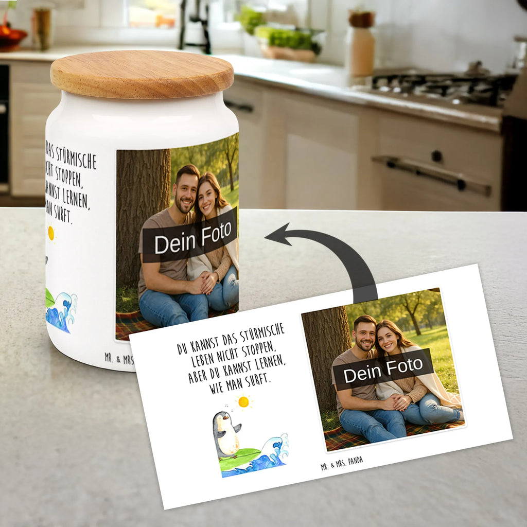 Personalisierte Foto Vorratsdose Pinguin Surfer Vorratsdose Mit Fotodruck, Aufbewahrungsdose Mit Bild, Vorratsdose Mit Haustierfoto, Individuelle Vorratsdose Mit Bild, Aufbewahrungsdose Mit Foto, Vorratsdose Mit Eigenem Motiv, Vorratsdose Mit Familienfoto, Vorratsglas Mit Foto, Vorratsdose Mit Wunschfoto, Vorratsdose Mit Bild, Vorratsdose Mit Foto, Vorratsdose Als Geschenk Mit Foto, Küchenbox Mit Bild, Werbeschenk mit Bild, Personalisierte Vorratsdose Mit Bild, Vorratsbehälter Mit Foto, Vorratsdose Bedrucken Lassen, Vorratsdose Mit Eigenem Foto, Foto Vorratsdose, Vorratsdose Mit Kinderfoto, Vorratsdose Mit Bild Und Namen, Frischhaltedose Mit Eigenem Foto, Vorratsdose Mit Foto Und Text, Vorratsdose Selbst Gestalten Mit Foto, Werbeschenk mit Logo, Vorratsdose Personalisiert Mit Foto, Pinguin, Hawaii, Urlaub, Wellen reiten, Wellen, Surfer, surfen, Portugal, Pinguine