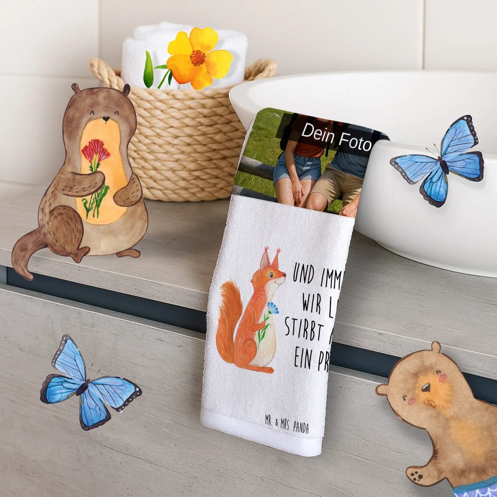 Personalisiertes Foto Gästehandtuch Eichhörnchen Blume Gästehandtuch Baumwolle Mit Foto, Gästehandtuch Pflegeleicht Mit Foto, Gästehandtuch Schnell Trocknend Mit Bild, Handtuch Klein Mit Bild, Gästehandtuch Set Mit Foto, Gästehandtuch Weiß Mit Foto, Gästehandtuch Weich Mit Bild, Gästehandtuch Für Hotels Mit Foto, Handtuch Für Toilette Mit Bild, Handtuch Für Gäste Mit Foto, Gästehandtuch Ökologisch Mit Foto, Handtuch Für Gäste-WC Mit Foto, Gästehandtuch Beige Mit Foto, Waschhandtuch Mit Foto, Gästehandtuch Bio Baumwolle Mit Bild, Gästehandtuch Saugfähig Mit Foto, Gästehandtuch Strapazierfähig Mit Foto, Gäste-Tuch Mit Eigenem Foto, Handtuch Gästezimmer Mit Foto, Gästehandtücher Mit Bild, Gästehandtuch Grau Mit Bild, Gästehandtuch 30x50 Mit Bild, Gästehandtuch Bunt Mit Foto, Gästehandtuch Mit Bordüre Und Bild, Gästehandtuch Bad Mit Foto, Gästehandtuch Mit Foto, Handtuch Gästeformat Mit Foto, Gästehandtuch Modern Mit Foto, Kleines Handtuch Mit Foto, Personalisiertes Gästehandtuch Mit Foto, Gästehandtuch Schwarz Mit Foto, Gästehandtuch Klassisch Mit Bild, Gästehandtuch Nachhaltig Mit Bild, Gästehandtuch Badezimmer Mit Bild, Gästehandtuch Hochwertig Mit Foto, Gästehandtuch Waschbar Mit Bild, Gästehandtuch Mit Muster Und Foto, Tiermotive, Gute Laune, lustige Sprüche, Tiere, Motivation Bilder, Eichhörnchen, Spruch Deko, Eichhorn, Lachen, Spruch positiv, Spaß, Motivation Sprüche, glücklich Spruch