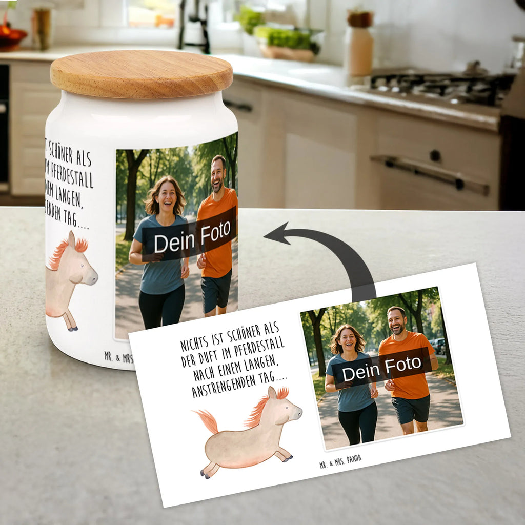 Personalisierte Foto Vorratsdose Pferd Springen Vorratsglas Mit Foto, Vorratsdose Mit Kinderfoto, Foto Vorratsdose, Vorratsdose Bedrucken Lassen, Aufbewahrungsdose Mit Bild, Werbeschenk mit Bild, Vorratsdose Mit Haustierfoto, Vorratsdose Personalisiert Mit Foto, Vorratsdose Mit Eigenem Motiv, Vorratsdose Mit Fotodruck, Vorratsdose Mit Wunschfoto, Vorratsdose Als Geschenk Mit Foto, Vorratsdose Selbst Gestalten Mit Foto, Vorratsdose Mit Familienfoto, Vorratsdose Mit Eigenem Foto, Individuelle Vorratsdose Mit Bild, Frischhaltedose Mit Eigenem Foto, Vorratsdose Mit Foto Und Text, Aufbewahrungsdose Mit Foto, Vorratsdose Mit Foto, Küchenbox Mit Bild, Vorratsbehälter Mit Foto, Vorratsdose Mit Bild, Vorratsdose Mit Bild Und Namen, Personalisierte Vorratsdose Mit Bild, Werbeschenk mit Logo, Bauernhof, Hoftiere, Landwirt, Landwirtin, Pony, Pferdestall, ausreiten, reiten, Pferd, Pferde, Stall, Pferdebesitzer
