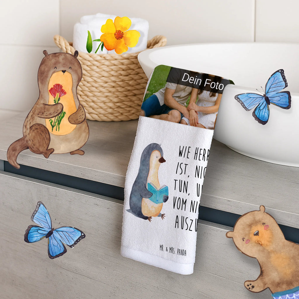 Personalisiertes Foto Gästehandtuch Pinguin Buch Gästehandtuch Waschbar Mit Bild, Gästehandtuch Klassisch Mit Bild, Gästehandtuch Bad Mit Foto, Gästehandtuch Nachhaltig Mit Bild, Gästehandtuch Badezimmer Mit Bild, Gästehandtuch Schwarz Mit Foto, Gästehandtücher Mit Bild, Handtuch Gästezimmer Mit Foto, Gästehandtuch Ökologisch Mit Foto, Gästehandtuch Mit Muster Und Foto, Gästehandtuch 30x50 Mit Bild, Gästehandtuch Bunt Mit Foto, Waschhandtuch Mit Foto, Gästehandtuch Hochwertig Mit Foto, Gästehandtuch Modern Mit Foto, Gästehandtuch Schnell Trocknend Mit Bild, Gästehandtuch Weich Mit Bild, Personalisiertes Gästehandtuch Mit Foto, Gästehandtuch Beige Mit Foto, Gästehandtuch Für Hotels Mit Foto, Gästehandtuch Grau Mit Bild, Handtuch Für Gäste-WC Mit Foto, Handtuch Klein Mit Bild, Handtuch Für Toilette Mit Bild, Gästehandtuch Mit Foto, Gästehandtuch Strapazierfähig Mit Foto, Gästehandtuch Bio Baumwolle Mit Bild, Gästehandtuch Pflegeleicht Mit Foto, Handtuch Gästeformat Mit Foto, Handtuch Für Gäste Mit Foto, Gästehandtuch Baumwolle Mit Foto, Gästehandtuch Saugfähig Mit Foto, Gästehandtuch Set Mit Foto, Kleines Handtuch Mit Foto, Gästehandtuch Weiß Mit Foto, Gäste-Tuch Mit Eigenem Foto, Gästehandtuch Mit Bordüre Und Bild, Pinguin, Nichtstun, Ferien, Bücherwurm, Buch, Urlaub, Lesen, Faulenzen, Pinguine, Freizeit