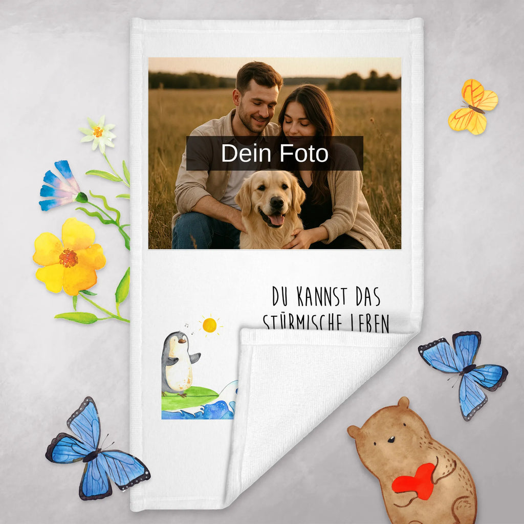 Personalisiertes Foto Gästehandtuch Pinguin Surfer Handtuch Gästezimmer Mit Foto, Gäste-Tuch Mit Eigenem Foto, Gästehandtuch Weiß Mit Foto, Gästehandtuch Für Hotels Mit Foto, Handtuch Für Gäste Mit Foto, Gästehandtuch Bunt Mit Foto, Gästehandtuch Modern Mit Foto, Gästehandtuch Strapazierfähig Mit Foto, Gästehandtuch Saugfähig Mit Foto, Gästehandtuch Klassisch Mit Bild, Personalisiertes Gästehandtuch Mit Foto, Handtuch Für Toilette Mit Bild, Gästehandtuch Mit Foto, Gästehandtuch Waschbar Mit Bild, Gästehandtuch Nachhaltig Mit Bild, Gästehandtuch Bad Mit Foto, Gästehandtuch Grau Mit Bild, Gästehandtuch Beige Mit Foto, Gästehandtuch Baumwolle Mit Foto, Waschhandtuch Mit Foto, Gästehandtuch Schnell Trocknend Mit Bild, Gästehandtuch Schwarz Mit Foto, Gästehandtuch Bio Baumwolle Mit Bild, Gästehandtuch Set Mit Foto, Gästehandtücher Mit Bild, Gästehandtuch Mit Muster Und Foto, Gästehandtuch Badezimmer Mit Bild, Gästehandtuch Weich Mit Bild, Gästehandtuch Mit Bordüre Und Bild, Gästehandtuch Hochwertig Mit Foto, Handtuch Gästeformat Mit Foto, Gästehandtuch Ökologisch Mit Foto, Handtuch Für Gäste-WC Mit Foto, Gästehandtuch Pflegeleicht Mit Foto, Handtuch Klein Mit Bild, Gästehandtuch 30x50 Mit Bild, Kleines Handtuch Mit Foto, Pinguin, Urlaub, Portugal, surfen, Wellen, Wellen reiten, Hawaii, Surfer, Pinguine