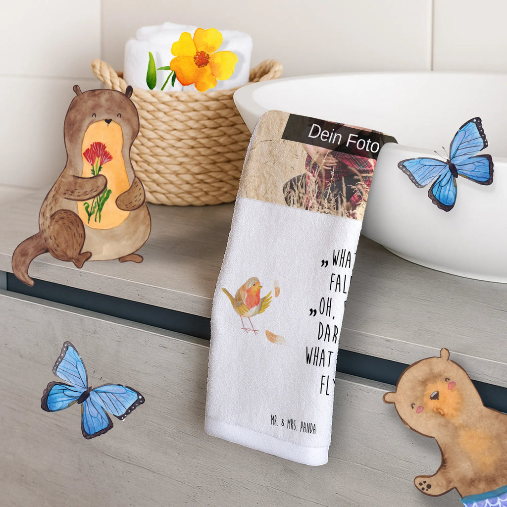 Personalisiertes Foto Gästehandtuch Rotkehlchen Federn Gästehandtuch Schnell Trocknend Mit Bild, Gästehandtuch 30x50 Mit Bild, Handtuch Gästezimmer Mit Foto, Gästehandtuch Beige Mit Foto, Gästehandtuch Bad Mit Foto, Gästehandtuch Mit Muster Und Foto, Gästehandtuch Bio Baumwolle Mit Bild, Gästehandtuch Badezimmer Mit Bild, Personalisiertes Gästehandtuch Mit Foto, Gästehandtuch Schwarz Mit Foto, Kleines Handtuch Mit Foto, Gästehandtuch Nachhaltig Mit Bild, Gästehandtücher Mit Bild, Gästehandtuch Für Hotels Mit Foto, Gästehandtuch Pflegeleicht Mit Foto, Handtuch Für Toilette Mit Bild, Gästehandtuch Mit Foto, Gäste-Tuch Mit Eigenem Foto, Gästehandtuch Strapazierfähig Mit Foto, Gästehandtuch Weiß Mit Foto, Gästehandtuch Modern Mit Foto, Gästehandtuch Baumwolle Mit Foto, Gästehandtuch Grau Mit Bild, Gästehandtuch Bunt Mit Foto, Handtuch Für Gäste-WC Mit Foto, Gästehandtuch Ökologisch Mit Foto, Waschhandtuch Mit Foto, Handtuch Für Gäste Mit Foto, Gästehandtuch Weich Mit Bild, Gästehandtuch Mit Bordüre Und Bild, Gästehandtuch Saugfähig Mit Foto, Handtuch Gästeformat Mit Foto, Gästehandtuch Waschbar Mit Bild, Handtuch Klein Mit Bild, Gästehandtuch Hochwertig Mit Foto, Gästehandtuch Klassisch Mit Bild, Gästehandtuch Set Mit Foto, Tiermotive, Gute Laune, lustige Sprüche, Tiere, What if i fall, Motivation Sprüche, Vogel, Spruch Motivation, Rotkehlchen, fliegen, Motivationsbilder, Spruch Mut