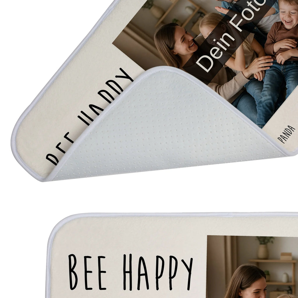 Personalisierte Foto Badematte Biene Happy Weißer Badvorleger Mit Foto, Badvorleger Selbst Gestalten Mit Foto, Duschvorleger Mit Foto, Badvorleger Für Badewanne Mit Bild, Firmengeschenk Mit Eigenem Logo, Badezimmer Matte Mit Foto, Badvorleger Mit Wunschbild, Design Badvorleger Mit Eigenem Foto, Saugfähiger Badvorleger Mit Foto, Badmatte Waschbar Mit Foto, Vintage Badvorleger Mit Foto, Badvorleger Mit Fotodruck, Foto Badvorleger Für Dusche, Waschbarer Badvorleger Mit Foto, Badläufer Mit Bild, Badezimmerteppich Mit Foto, Badematte Rutschfest Mit Foto, Schwarzer Badvorleger Mit Bild, Badematte Mit Foto, Badvorleger Groß Mit Foto, Runder Badvorleger Mit Foto, Badgarnitur Mit Foto, Badvorleger Mikrofaser Mit Foto, Personaliserter Badvorleger Mit Foto, Badvorleger Mit Eigenem Motiv, Badvorleger Mit Bild, Badvorleger Mit Eigenem Foto, Badvorleger Baumwolle Mit Bild, Badteppich Mit Bild, Gäste-WC Badvorleger Mit Foto, Werbegeschenk Mit Logo, Bad Fußmatte Mit Bild, Badezimmermatte Mit Foto, Weicher Badvorleger Mit Bild, Badvorleger Klein Mit Bild, Badematte selber gestalten, Badematte mit Foto, Badematten Set Mit Foto, Moderner Badvorleger Mit Bild, Teppich Fürs Bad Mit Eigenem Bild, Werbegeschenk Mit Foto, Badvorleger Mit Foto, Klassischer Badvorleger Mit Foto, Rutschfester Badvorleger Mit Foto, Gemusterter Badvorleger Mit Bild, Rechteckiger Badvorleger Mit Bild, Biene, Wespe, Hummel