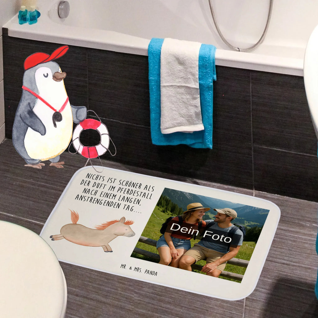 Personalisierte Foto Badematte Pferd Springen Firmengeschenk Mit Eigenem Logo, Badmatte Waschbar Mit Foto, Werbegeschenk Mit Logo, Badvorleger Für Badewanne Mit Bild, Schwarzer Badvorleger Mit Bild, Badezimmermatte Mit Foto, Runder Badvorleger Mit Foto, Saugfähiger Badvorleger Mit Foto, Badematte Rutschfest Mit Foto, Badvorleger Baumwolle Mit Bild, Weißer Badvorleger Mit Foto, Klassischer Badvorleger Mit Foto, Badvorleger Selbst Gestalten Mit Foto, Gemusterter Badvorleger Mit Bild, Weicher Badvorleger Mit Bild, Badgarnitur Mit Foto, Badläufer Mit Bild, Foto Badvorleger Für Dusche, Vintage Badvorleger Mit Foto, Badematte selber gestalten, Badezimmer Matte Mit Foto, Werbegeschenk Mit Foto, Badvorleger Mit Wunschbild, Duschvorleger Mit Foto, Badvorleger Mit Eigenem Motiv, Rechteckiger Badvorleger Mit Bild, Design Badvorleger Mit Eigenem Foto, Badvorleger Groß Mit Foto, Badvorleger Mikrofaser Mit Foto, Badematten Set Mit Foto, Badvorleger Mit Foto, Teppich Fürs Bad Mit Eigenem Bild, Bad Fußmatte Mit Bild, Badvorleger Mit Eigenem Foto, Badematte mit Foto, Badvorleger Mit Bild, Personaliserter Badvorleger Mit Foto, Waschbarer Badvorleger Mit Foto, Rutschfester Badvorleger Mit Foto, Moderner Badvorleger Mit Bild, Badvorleger Klein Mit Bild, Badematte Mit Foto, Badteppich Mit Bild, Gäste-WC Badvorleger Mit Foto, Badvorleger Mit Fotodruck, Badezimmerteppich Mit Foto, Bauernhof, Hoftiere, Landwirt, Landwirtin, ausreiten, Pferde, reiten, Pferdestall, Pferd, Stall, Pferdebesitzer, Pony