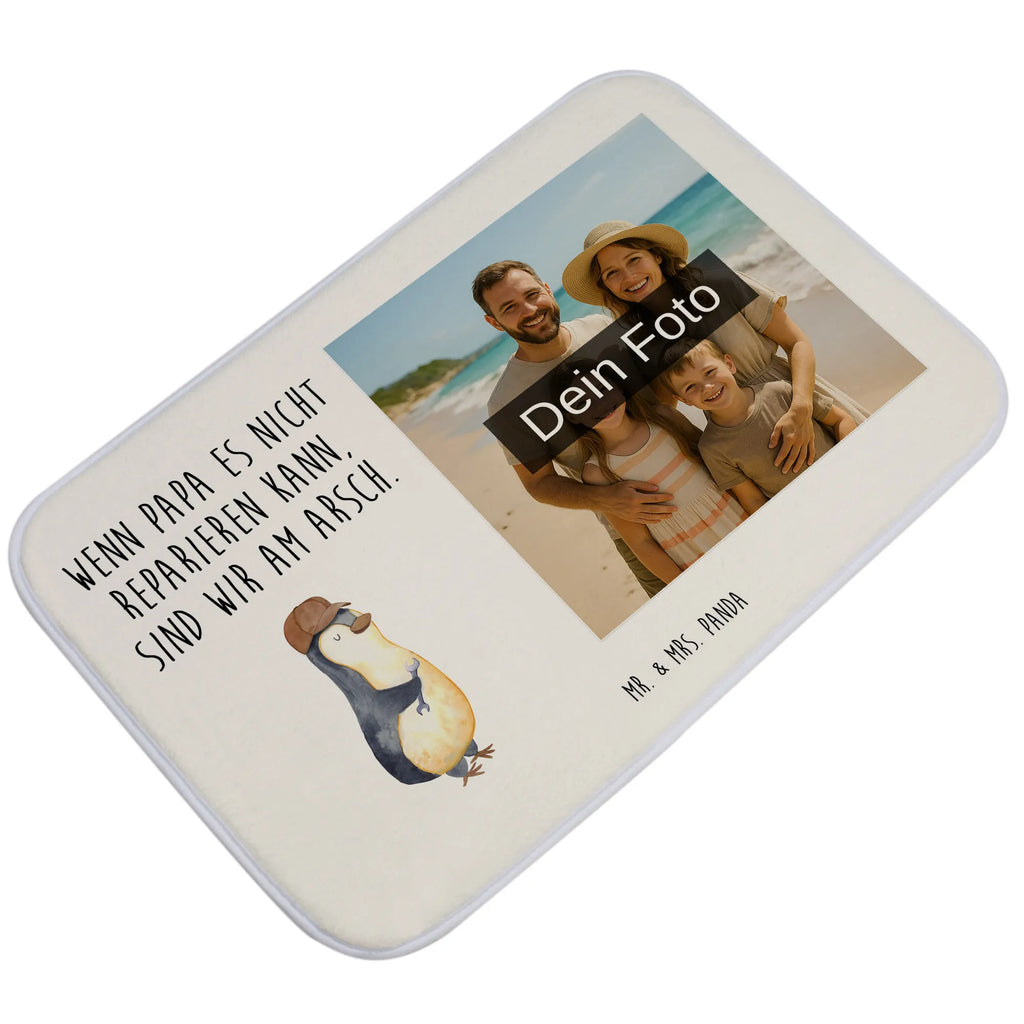 Personalisierte Foto Badematte Wenn Papa es nicht reparieren kann, sind wir am Arsch Moderner Badvorleger Mit Bild, Badteppich Mit Bild, Personaliserter Badvorleger Mit Foto, Badezimmermatte Mit Foto, Badvorleger Mikrofaser Mit Foto, Badmatte Waschbar Mit Foto, Badematte Mit Foto, Gäste-WC Badvorleger Mit Foto, Badvorleger Mit Bild, Rutschfester Badvorleger Mit Foto, Design Badvorleger Mit Eigenem Foto, Badezimmer Matte Mit Foto, Badematten Set Mit Foto, Badezimmerteppich Mit Foto, Foto Badvorleger Für Dusche, Badvorleger Klein Mit Bild, Waschbarer Badvorleger Mit Foto, Badematte mit Foto, Werbegeschenk Mit Foto, Schwarzer Badvorleger Mit Bild, Badläufer Mit Bild, Vintage Badvorleger Mit Foto, Badvorleger Mit Foto, Badvorleger Mit Wunschbild, Werbegeschenk Mit Logo, Badvorleger Für Badewanne Mit Bild, Saugfähiger Badvorleger Mit Foto, Rechteckiger Badvorleger Mit Bild, Runder Badvorleger Mit Foto, Badvorleger Mit Fotodruck, Badematte Rutschfest Mit Foto, Badvorleger Baumwolle Mit Bild, Firmengeschenk Mit Eigenem Logo, Badgarnitur Mit Foto, Badematte selber gestalten, Badvorleger Groß Mit Foto, Weicher Badvorleger Mit Bild, Badvorleger Mit Eigenem Motiv, Gemusterter Badvorleger Mit Bild, Klassischer Badvorleger Mit Foto, Badvorleger Selbst Gestalten Mit Foto, Duschvorleger Mit Foto, Badvorleger Mit Eigenem Foto, Bad Fußmatte Mit Bild, Weißer Badvorleger Mit Foto, Teppich Fürs Bad Mit Eigenem Bild, Familie, Vatertag, Muttertag, Bruder, Schwester, Mama, Papa, Oma, Opa, Vater, Geschenk Papa, Bester Papa der Welt