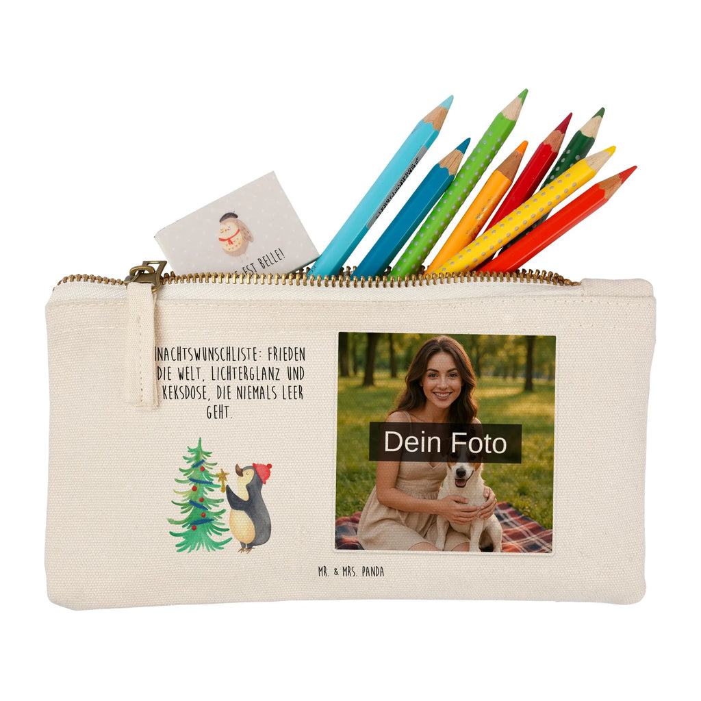 Personalisierte Foto Schminktasche Pinguin Weihnachtsbaum Schminktäschchen Mit Bild, Schminktasche Für Mädchen Mit Foto, Kosmetiktasche Organizer Mit Foto, Schminktasche Stoff Mit Eigenem Foto, Schminktasche Mit Wunschfoto, Kosmetiktasche Für Handtasche Mit Foto, Schminktasche Groß Mit Bild, Kosmetiktasche Zum Mitnehmen Mit Bild, Schminktasche Für Unterwegs Mit Foto, Kosmetiktasche Damen Mit Bild, Schminktasche Blumen Mit Foto, Schminktasche Leder Mit Fotodruck, Schminktasche Geschenk Mit Foto, Reise-Kosmetiktasche Mit Eigenem Motiv, Schminktasche Mit Muster Und Foto, Kosmetiktasche Mit Foto, Stifteaufbewahrung Mit Bild, Stiftetasche Mit Eigenem Foto, Make-Up Tasche Mit Foto, Schminktasche Tiermotiv Mit Eigenem Bild, Schminktasche Mit Eigenem Bild, Schminktasche Klein Mit Foto, Personalisierte Schminktasche Mit Foto, Schminktasche Zum Aufhängen Mit Bild, Schminktasche Für Teenager Mit Bild, Schminktasche Reise Mit Foto, Schminktasche Mit Fächern Und Bild, Aufbewahrung Für Schminke Mit Foto, Kulturbeutel Damen Mit Foto, Schminkbeutel Mit Fotodruck, Schminktasche Mit Reißverschluss Und Foto, Schminktasche Nachhaltig Mit Bild, Schminktasche Mit Foto, Winter, Weihnachten, Weihnachtsdeko, Nikolaus, Advent, Heiligabend, Wintermotiv, Pinguin