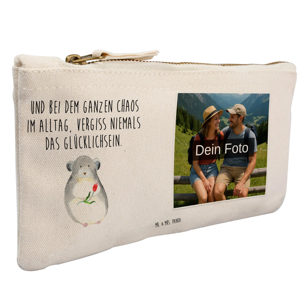 Personalisierte Foto Schminktasche Chinchilla Blume Personalisierte Schminktasche Mit Foto, Kosmetiktasche Zum Mitnehmen Mit Bild, Schminkbeutel Mit Fotodruck, Schminktasche Leder Mit Fotodruck, Schminktasche Für Mädchen Mit Foto, Schminktasche Geschenk Mit Foto, Stiftetasche Mit Eigenem Foto, Schminktasche Für Teenager Mit Bild, Schminktasche Mit Reißverschluss Und Foto, Schminktäschchen Mit Bild, Schminktasche Groß Mit Bild, Schminktasche Blumen Mit Foto, Schminktasche Nachhaltig Mit Bild, Kosmetiktasche Organizer Mit Foto, Kosmetiktasche Mit Foto, Make-Up Tasche Mit Foto, Schminktasche Mit Wunschfoto, Stifteaufbewahrung Mit Bild, Schminktasche Zum Aufhängen Mit Bild, Schminktasche Für Unterwegs Mit Foto, Schminktasche Reise Mit Foto, Kulturbeutel Damen Mit Foto, Schminktasche Stoff Mit Eigenem Foto, Schminktasche Klein Mit Foto, Kosmetiktasche Für Handtasche Mit Foto, Schminktasche Mit Foto, Schminktasche Tiermotiv Mit Eigenem Bild, Reise-Kosmetiktasche Mit Eigenem Motiv, Schminktasche Mit Fächern Und Bild, Kosmetiktasche Damen Mit Bild, Aufbewahrung Für Schminke Mit Foto, Schminktasche Mit Eigenem Bild, Schminktasche Mit Muster Und Foto, Tiermotive, Gute Laune, lustige Sprüche, Tiere, Büroalltag, Chinchillas, Büro, traurig sein, Depressionen, Kummer, Liebeskummer, Glücklichsein, Chinchilla, Chaos