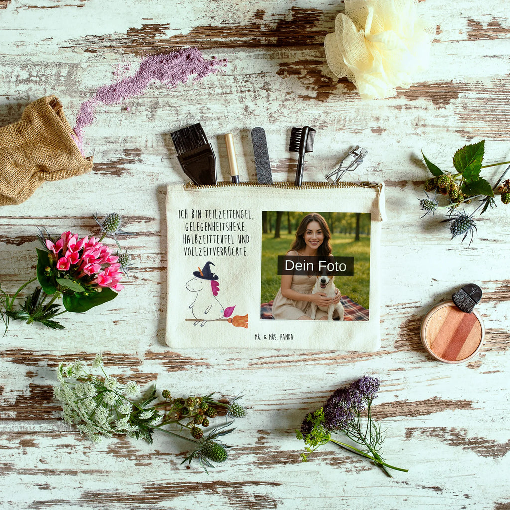 Personalisierte Foto Schminktasche Einhorn Hexe Kosmetiktasche Mit Foto, Schminktasche Mit Fächern Und Bild, Schminktasche Reise Mit Foto, Make-Up Tasche Mit Foto, Kulturbeutel Damen Mit Foto, Schminktasche Für Mädchen Mit Foto, Schminktasche Nachhaltig Mit Bild, Schminktasche Mit Foto, Schminktasche Groß Mit Bild, Schminktasche Stoff Mit Eigenem Foto, Schminktasche Mit Reißverschluss Und Foto, Schminktasche Für Teenager Mit Bild, Schminktasche Für Unterwegs Mit Foto, Schminktasche Klein Mit Foto, Kosmetiktasche Damen Mit Bild, Schminkbeutel Mit Fotodruck, Schminktasche Mit Muster Und Foto, Schminktasche Geschenk Mit Foto, Schminktasche Leder Mit Fotodruck, Schminktasche Mit Wunschfoto, Schminktasche Tiermotiv Mit Eigenem Bild, Kosmetiktasche Für Handtasche Mit Foto, Stifteaufbewahrung Mit Bild, Schminktasche Zum Aufhängen Mit Bild, Kosmetiktasche Zum Mitnehmen Mit Bild, Kosmetiktasche Organizer Mit Foto, Stiftetasche Mit Eigenem Foto, Reise-Kosmetiktasche Mit Eigenem Motiv, Schminktasche Blumen Mit Foto, Aufbewahrung Für Schminke Mit Foto, Schminktäschchen Mit Bild, Personalisierte Schminktasche Mit Foto, Schminktasche Mit Eigenem Bild, Einhorn, Einhörner, Einhorn Deko, Unicorn, Freundin, Engel, Verrückte, Frau, Ehefrau, Leben, Teufel, Hexe, Zicke