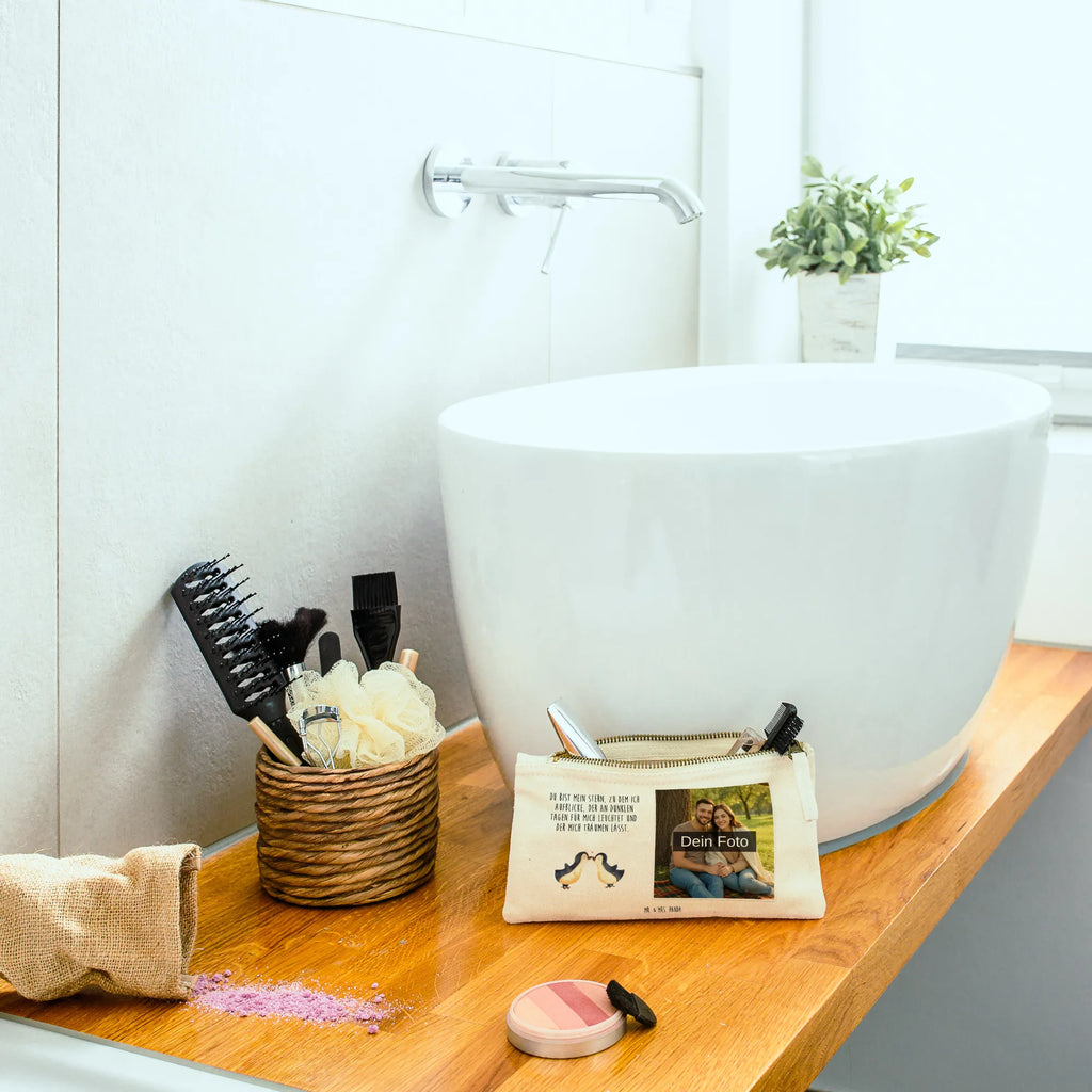 Personalisierte Foto Schminktasche Pinguin Liebe Kosmetiktasche Organizer Mit Foto, Schminktasche Blumen Mit Foto, Schminktasche Für Teenager Mit Bild, Schminktasche Groß Mit Bild, Schminktasche Geschenk Mit Foto, Schminktasche Mit Muster Und Foto, Schminktasche Stoff Mit Eigenem Foto, Schminktasche Leder Mit Fotodruck, Make-Up Tasche Mit Foto, Kosmetiktasche Für Handtasche Mit Foto, Kosmetiktasche Zum Mitnehmen Mit Bild, Schminkbeutel Mit Fotodruck, Personalisierte Schminktasche Mit Foto, Kosmetiktasche Damen Mit Bild, Schminktasche Zum Aufhängen Mit Bild, Schminktasche Mit Eigenem Bild, Schminktasche Für Unterwegs Mit Foto, Reise-Kosmetiktasche Mit Eigenem Motiv, Aufbewahrung Für Schminke Mit Foto, Kulturbeutel Damen Mit Foto, Schminktasche Für Mädchen Mit Foto, Schminktasche Mit Foto, Stiftetasche Mit Eigenem Foto, Schminktasche Tiermotiv Mit Eigenem Bild, Schminktasche Reise Mit Foto, Schminktasche Mit Reißverschluss Und Foto, Kosmetiktasche Mit Foto, Schminktäschchen Mit Bild, Schminktasche Mit Wunschfoto, Schminktasche Klein Mit Foto, Schminktasche Nachhaltig Mit Bild, Stifteaufbewahrung Mit Bild, Schminktasche Mit Fächern Und Bild, Liebe, Partner, Freund, Freundin, Ehemann, Ehefrau, Heiraten, Verlobung, Heiratsantrag, Liebesgeschenk, Jahrestag, Hocheitstag, Geschenk Freund, Geschenk Freundin, Verlobte, Pärchen. Liebespaar, Gastgeschenk, Verlobter, Love, Hochzeitstag, Pinguinpaar, Pinguin, Liebesbeweis, Geschenkidee, Geschenk Hochzeitstag, Liebesspruch, Pinguin Paar, Pinguin Liebe, Pinguine, Paar, Hochzeit