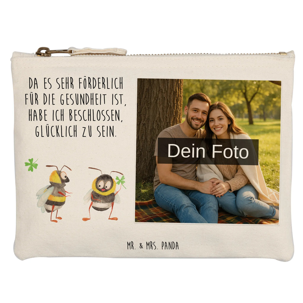 Personalisierte Foto Schminktasche Hummeln Kleeblatt Schminktasche Für Mädchen Mit Foto, Schminktasche Zum Aufhängen Mit Bild, Schminktasche Blumen Mit Foto, Kosmetiktasche Mit Foto, Schminktasche Stoff Mit Eigenem Foto, Schminktäschchen Mit Bild, Schminktasche Mit Muster Und Foto, Stiftetasche Mit Eigenem Foto, Schminktasche Groß Mit Bild, Schminktasche Geschenk Mit Foto, Schminktasche Mit Fächern Und Bild, Schminktasche Nachhaltig Mit Bild, Schminktasche Für Unterwegs Mit Foto, Schminktasche Mit Wunschfoto, Kulturbeutel Damen Mit Foto, Schminkbeutel Mit Fotodruck, Kosmetiktasche Organizer Mit Foto, Stifteaufbewahrung Mit Bild, Schminktasche Reise Mit Foto, Schminktasche Mit Eigenem Bild, Kosmetiktasche Für Handtasche Mit Foto, Personalisierte Schminktasche Mit Foto, Kosmetiktasche Damen Mit Bild, Aufbewahrung Für Schminke Mit Foto, Schminktasche Leder Mit Fotodruck, Schminktasche Mit Reißverschluss Und Foto, Kosmetiktasche Zum Mitnehmen Mit Bild, Schminktasche Mit Foto, Schminktasche Tiermotiv Mit Eigenem Bild, Schminktasche Klein Mit Foto, Reise-Kosmetiktasche Mit Eigenem Motiv, Schminktasche Für Teenager Mit Bild, Make-Up Tasche Mit Foto, Tiermotive, Gute Laune, lustige Sprüche, Tiere, Spruch positiv, Spruch schön, Hummel, Biene Deko, Spruch fröhlich, glücklich sein, glücklich werden, Biene