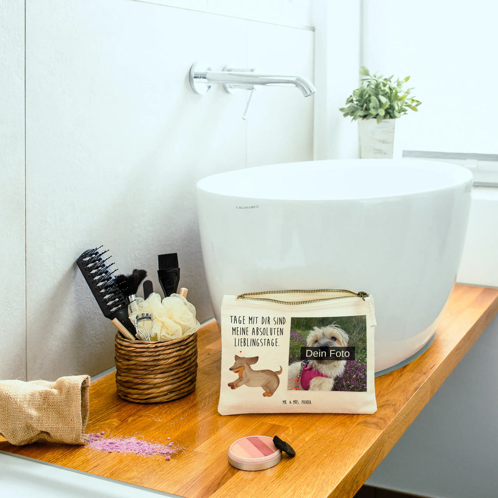 Personalisierte Foto Schminktasche Hund Dackel Kosmetiktasche Damen Mit Bild, Schminktasche Mit Foto, Schminktasche Klein Mit Foto, Kulturbeutel Damen Mit Foto, Schminktäschchen Mit Bild, Kosmetiktasche Zum Mitnehmen Mit Bild, Schminktasche Für Teenager Mit Bild, Schminktasche Leder Mit Fotodruck, Schminktasche Nachhaltig Mit Bild, Schminktasche Geschenk Mit Foto, Kosmetiktasche Für Handtasche Mit Foto, Schminktasche Mit Reißverschluss Und Foto, Schminktasche Mit Eigenem Bild, Reise-Kosmetiktasche Mit Eigenem Motiv, Schminktasche Blumen Mit Foto, Stiftetasche Mit Eigenem Foto, Schminktasche Mit Muster Und Foto, Kosmetiktasche Organizer Mit Foto, Personalisierte Schminktasche Mit Foto, Schminktasche Mit Wunschfoto, Schminktasche Für Mädchen Mit Foto, Schminktasche Zum Aufhängen Mit Bild, Schminktasche Mit Fächern Und Bild, Schminktasche Tiermotiv Mit Eigenem Bild, Stifteaufbewahrung Mit Bild, Schminktasche Stoff Mit Eigenem Foto, Aufbewahrung Für Schminke Mit Foto, Schminktasche Reise Mit Foto, Schminkbeutel Mit Fotodruck, Schminktasche Für Unterwegs Mit Foto, Make-Up Tasche Mit Foto, Kosmetiktasche Mit Foto, Schminktasche Groß Mit Bild, Hund, Hundemotiv, Haustier, Hunderasse, Tierliebhaber, Hundebesitzer, Sprüche, happy dog, Dackel, Dachshund, Hunde