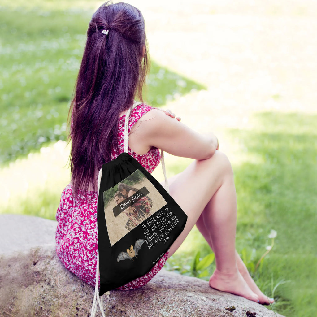 Personalisierter Foto Sportbeutel Fledermaus Flügel Sportbeutel Für Erwachsene Mit Foto, Sportbeutel Für Schule Mit Foto, Sportbeutel Mit Bild Und Namen, Gymbag Mit Bild, Sportbeutel Selbst Gestalten Mit Foto, Bunter Sportbeutel Mit Foto, Sportrucksack Mit Foto, Waschbarer Sportbeutel Mit Foto, Sportbeutel Bedruckt Mit Foto, Turnbeutel Mit Foto, Sportbeutel Mit Foto, Sportbeutel Mit Foto Und Text, Foto Turnbeutel Mädchen, Sportbeutel Mit Haustierfoto, Foto Sportbeutel Für Kinder, Sportbeutel Mit Fotodruck, Weißer Sportbeutel Mit Bild, Öko Sportbeutel Mit Foto, Foto Turnbeutel Jungen, Sportbeutel Mit Familienfoto, Personalisierter Sportbeutel Mit Foto, Faltbarer Sportbeutel Mit Wunschbild, Leichter Sportbeutel Mit Bild, Sportbeutel Für Kita Mit Wunschbild, Sportbeutel Mit Wunschfoto, Schwarzer Sportbeutel Mit Wunschfoto, Sportbeutel Mit Urlaubsbild, Sportbeutel Mit Eigenem Bild, Geschenkidee Sportbeutel Mit Eigenem Foto, Sportbeutel Mit Foto Für Sport Und Freizeit, Tiermotive, Gute Laune, lustige Sprüche, Tiere