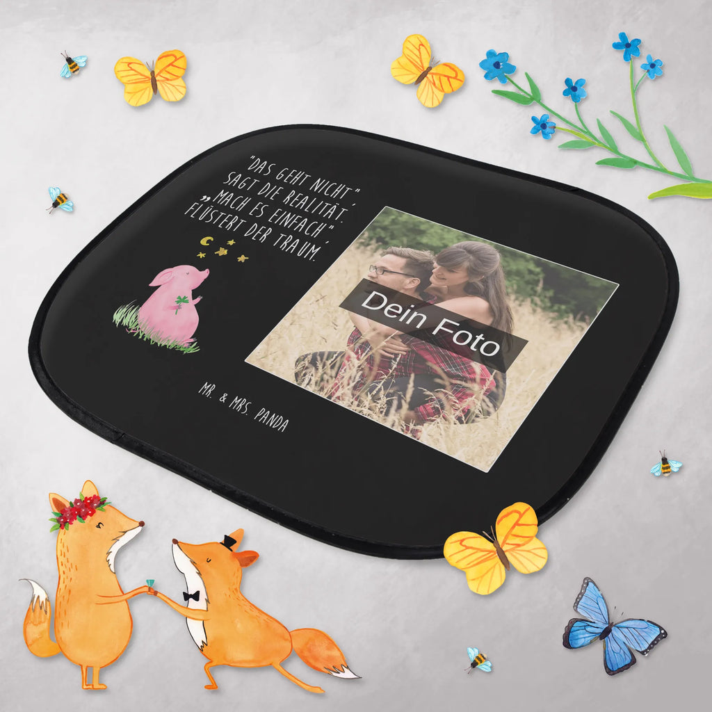 Personalisierbarer Foto Sonnenschutz Auto Schwein Glück Personalisierter Sonnenschutz Baby, Foto Sonnenschutz für Autoscheiben, Sonnenblende Auto Foto, Foto Sonnenschutz für Auto, Auto Sonnenblende Foto, Foto Sonnenschutz fürs Auto, Sonnenschutz Auto individualisiert, Sonnenschutz Autofenster selbst gestalten, Sonne mit Foto, Sonnenblende Foto, Autoscheiben Sonnenschutz Foto, Sonne Auto Foto, Personalisierter Auto Sonnenschutz, Sonnenschutzfolie mit Foto, Sonnenschutz Autoscheibe Foto, Foto Autosonnenschutz, Foto Sonnenschutz Auto Seitenscheibe, Sonnenschutz Kind mit Foto, Tiermotive, Gute Laune, lustige Sprüche, Tiere, Schweinchen, Sterne, Träume, Glücksschwein. Glück, Glücksbringer, Sernchen, Motivation, Ziele, Schwein