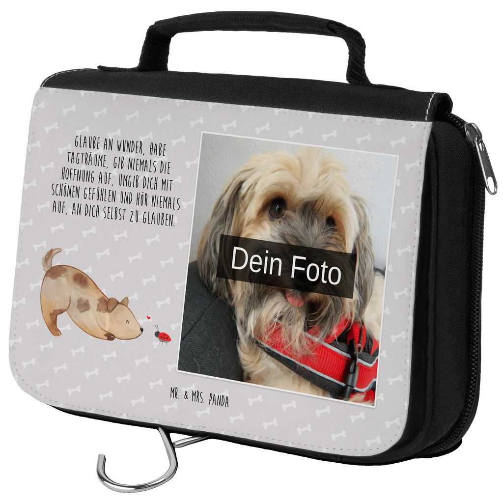 Personalisierter Foto Kulturbeutel Hund Marienkäfer Leder Kulturbeutel Mit Foto, Wasserdichter Kulturbeutel Mit Bild, Filz Kulturbeutel Mit Wunschbild, Waschbeutel Mit Eigenem Foto, Kulturbeutel Herren Mit Bild, Kulturbeutel Mit Fächern Und Foto, Kunststoff Kulturbeutel Mit Foto, Reisebeutel Mit Foto, Kulturbeutel Damen Mit Foto, Kulturbeutel Klein Mit Bild, Kulturbeutel Mit Haken Und Bild, Kulturbeutel Set Mit Wunschfoto, Nachhaltiger Kulturbeutel Mit Wunschfoto, Kulturbeutel Baumwolle Mit Wunschbild, Transparenter Kulturbeutel Mit Foto, Personalisierter Kulturbeutel Mit Wunschfoto, Kulturbeutel Stoff Mit Foto, Kulturbeutel Kinder Mit Wunschfoto, Kulturbeutel Selbst Gestalten Mit Foto, Toilettentasche Mit Wunschbild, Kulturbeutel Mit Familienfoto, Kulturbeutel Mit Haustierfoto, Kulturbeutel Zum Aufhängen Mit Foto, Kompakter Kulturbeutel Mit Wunschfoto, Kulturbeutel Mit Foto, Kulturbeutel Mit Urlaubserinnerung, Fotogeschenk Kulturbeutel, Kosmetiktasche Mit Foto, Kulturtasche Mit Bild, Kulturbeutel Mit Spiegel Und Wunschbild, Necessaire Mit Bild, Kulturbeutel Mit Reißverschluss Und Foto, Kulturbeutel Für Reisen Mit Foto, Kulturbeutel Groß Mit Foto, Kulturbeutel Mit Kinderbild, Kulturbeutel Als Geschenk Mit Wunschfoto, Hund, Hundemotiv, Haustier, Hunderasse, Tierliebhaber, Hundebesitzer, Sprüche, Hundespruch, Marienkäfer, Hunde, Mischling, Mischlinghund