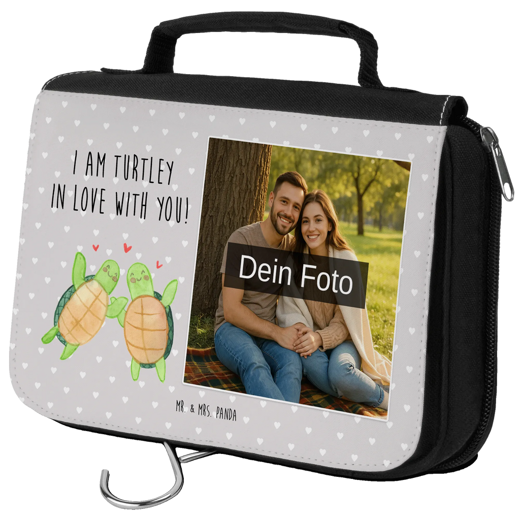 Personalisierter Foto Kulturbeutel Schildkröten Paar Kulturbeutel Kinder Mit Wunschfoto, Kulturbeutel Mit Reißverschluss Und Foto, Kulturbeutel Set Mit Wunschfoto, Kulturbeutel Stoff Mit Foto, Kulturbeutel Mit Haken Und Bild, Kulturbeutel Mit Urlaubserinnerung, Kulturbeutel Zum Aufhängen Mit Foto, Personalisierter Kulturbeutel Mit Wunschfoto, Kulturbeutel Mit Foto, Nachhaltiger Kulturbeutel Mit Wunschfoto, Kulturbeutel Groß Mit Foto, Reisebeutel Mit Foto, Kosmetiktasche Mit Foto, Kulturbeutel Als Geschenk Mit Wunschfoto, Kulturtasche Mit Bild, Necessaire Mit Bild, Wasserdichter Kulturbeutel Mit Bild, Kulturbeutel Mit Familienfoto, Kulturbeutel Baumwolle Mit Wunschbild, Kompakter Kulturbeutel Mit Wunschfoto, Toilettentasche Mit Wunschbild, Kunststoff Kulturbeutel Mit Foto, Kulturbeutel Herren Mit Bild, Kulturbeutel Selbst Gestalten Mit Foto, Waschbeutel Mit Eigenem Foto, Kulturbeutel Mit Spiegel Und Wunschbild, Kulturbeutel Mit Fächern Und Foto, Filz Kulturbeutel Mit Wunschbild, Transparenter Kulturbeutel Mit Foto, Leder Kulturbeutel Mit Foto, Kulturbeutel Damen Mit Foto, Kulturbeutel Mit Kinderbild, Fotogeschenk Kulturbeutel, Kulturbeutel Für Reisen Mit Foto, Kulturbeutel Klein Mit Bild, Kulturbeutel Mit Haustierfoto, Liebe, Partner, Freund, Freundin, Ehemann, Ehefrau, Heiraten, Verlobung, Heiratsantrag, Liebesgeschenk, Jahrestag, Hocheitstag, Valentinstag, Geschenk für Frauen, Geschenk für Freundin, Mitbringsel, Hochzeitstag, Geschenk für Partner, Liebesbeweis, für Ehemann, für Männer