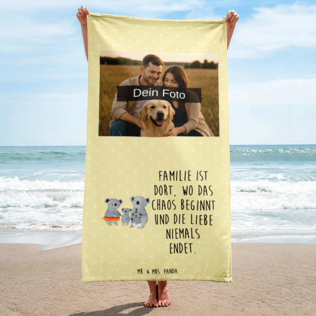 Foto XL ręcznik Rodzina koali Handtuch 100x180 Mit Foto, Personalisiertes XL Handtuch Mit Bild, Handtuch XL Mit Urlaubsfoto, Fotohandtuch XL Für Paare, Handtuch Extra Groß Mit Bild, Handtuch XL Als Hochzeitsgeschenk Mit Bild, Handtuch XL Für Frauen Mit Wunschbild, Baumwollhandtuch XL Mit Foto, Hochwertiges Fotohandtuch XL, Wellnesshandtuch XL Mit Bild, Mikrofaser Handtuch XL Mit Wunschbild, Duschtuch XL Mit Wunschbild, Handtuch XL Mit Kinderbild, Handtuch XL Für Strand Mit Foto, Saunatuch XL Mit Foto, Design Handtuch XL Mit Wunschfoto, Badehandtuch XL Mit Eigenem Foto, Handtuch XL Für Männer Mit Foto, XL Handtuch Mit Foto, Bio Baumwollhandtuch Mit Fotodruck, Handtuch Übergröße Mit Fotodruck, Großes Handtuch Mit Wunschfoto, Handtuch XL Für Sauna Mit Wunschfoto, Handtuch XL Für Kinder Mit Bild, Persönliches Handtuch XL Mit Foto, Handtuch XL Mit Familienfoto, Handtuch 80x200 Mit Wunschfoto, Handtuch XL Als Geschenk Mit Wunschfoto, Sporthandtuch XL Mit Foto, Handtuch XL Mit Haustierfoto, Familie, Vatertag, Muttertag, Bruder, Schwester, Mama, Papa, Oma, Opa, Koala, Kinder, Koalas, Family, Familienleben, Geschwister