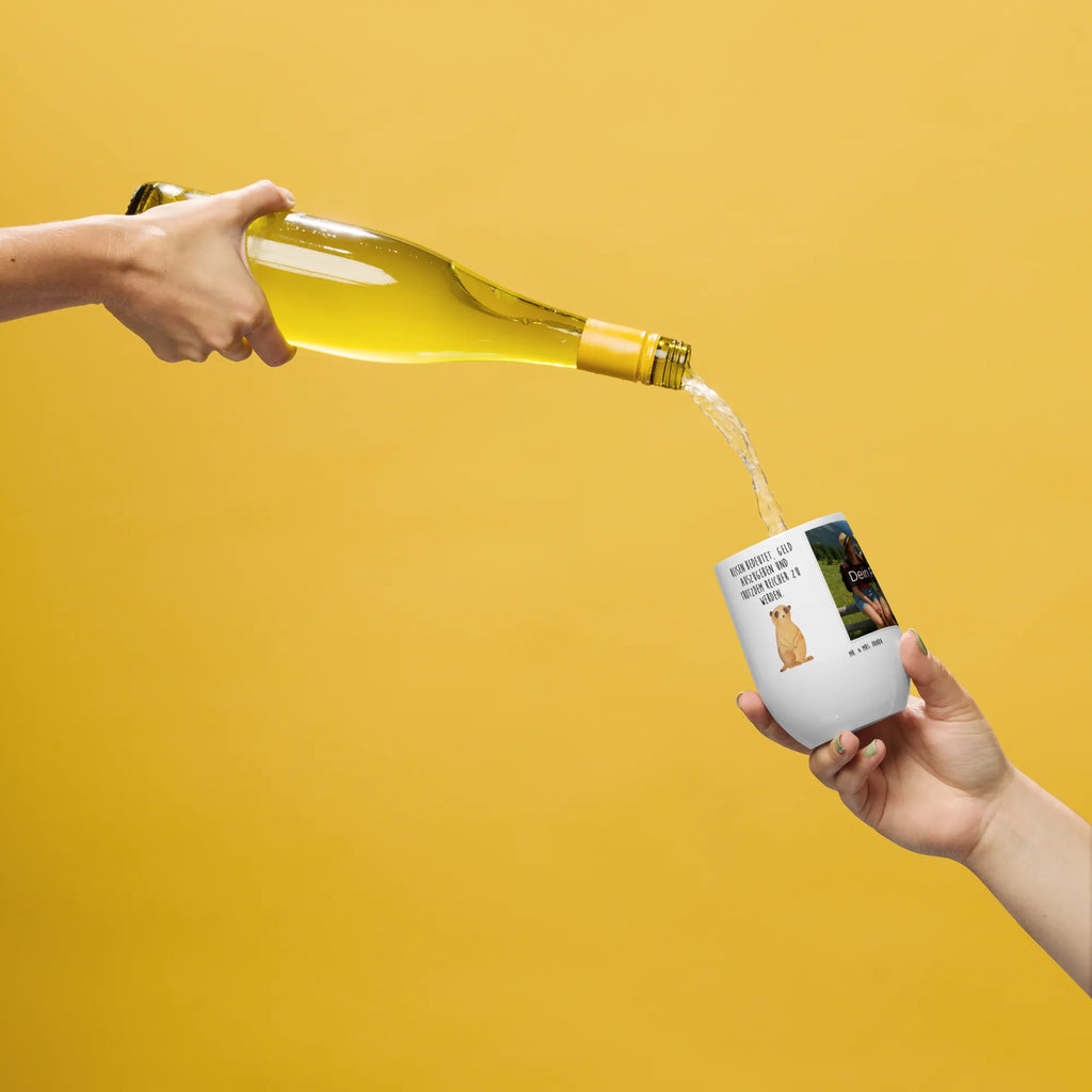 Personalisierter Foto Weinbecher Erdmännchen Umweltfreundliches Weinglas Mit Wunschfoto, Trinkbecher Wein Mit Bild, Weinbecher Für Picknick Mit Wunschfoto, Weinbecher Mit Lieblingsfoto, Weinglas Mit Fotodruck, Weinbecher Mit Haustierfoto, Foto-Becher Für Weinliebhaber, Bambus-Weinbecher Mit Foto, Weinglas Für Zuhause Mit Fotomotiv, Modernes Weinglas Mit Eigenem Foto, Spülmaschinenfestes Weinglas Mit Bild, Kelchglas Mit Eigenem Foto, Universalglas Mit Fotomotiv, Rustikaler Weinbecher Mit Foto, Acryl-Weinbecher Mit Fotodruck, Kunststoff-Weinglas Mit Wunschfoto, Mundgeblasenes Weinglas Mit Foto, Becher Für Wein Mit Fotomotiv, Reise-Weinbecher Mit Foto, Foto-Weinglas Für Hochzeit, Öko Weinglas Mit Foto, Weinkelch Aus Glas Mit Fotodruck, Kristallglas Mit Wunschfoto, Klassisches Weinglas Mit Wunschbild, Weinbecher Mit Wunschfoto, Weinbecher Mit Foto, Weinbecher Mit Urlaubsbild, Fotogeschenk Weinbecher, Weinbecher Aus Edelstahl Mit Foto, Weinbecher Mit Collage, Thermo-Weinbecher Mit Bild, Stapelbares Weinglas Mit Fotodruck, Weinbecher Mit Familienfoto, Geschenk-Weinbecher Mit Foto, Personalisierter Weinbecher Mit Bild, Weinglas Für Party Mit Bild, Weinbecher Für Camping Mit Fotodruck, Afrika, Wildtiere, Reisen, Roadtrip, Spruch, Weltreise, Erdmännchen, Traveling, Afrikareise