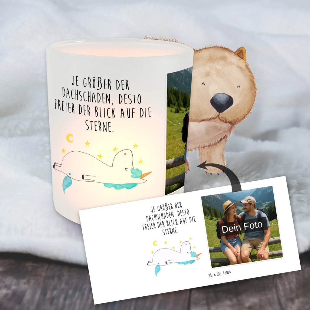Personalisiertes Foto Windlicht Einhorn Sternenhimmel Windlicht mit Foto, Windlichter mit Foto, Windlicht Glas mit Wunschfoto, Windlicht Vintage mit Foto, Windlicht Draußen selber gestalten, Windlicht Garten mit Foto, Windlicht Dekoration mit Foto, Windlicht Modern, Windlicht Design, Windlicht Kerzenhalter, Windlicht Groß, Windlicht Klein, Windlicht Für Draußen, Windlicht Laterne, Windlicht Romantisch, Windlicht Skandinavisch, Windlicht Boho, Windlicht Handgemacht, Windlicht Nachhaltig, Windlicht Geschenk, Windlicht Wohnzimmer, Windlicht Balkon, Windlicht Terrasse, Windlicht Outdoor, Teelichthalter mit Foto, Teelicht Glas mit Foto, Teelichthalter Outdoor mit Foto, Teelichthalter für draußen selber gestalten, Teelichthalter mit Wunschfoto, Foto Teelichthalter, Einhorn, Einhörner, Einhorn Deko, Unicorn, Sterne, Dachschaden, Verrückt, Sternenhimmel