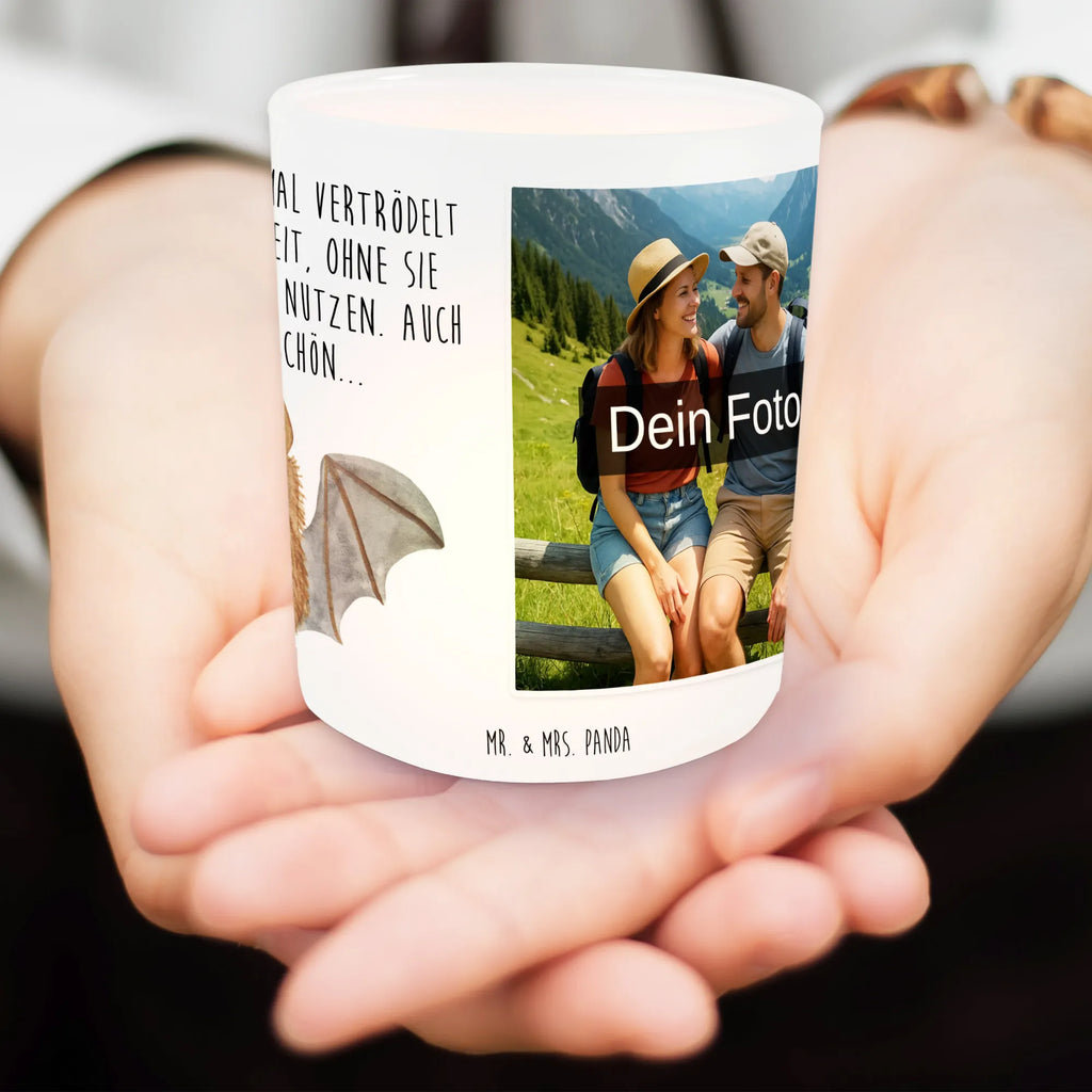 Personalisiertes Foto Windlicht Fledermaus Sitzen Windlicht Vintage mit Foto, Windlicht Balkon, Windlicht mit Foto, Windlicht Design, Teelichthalter mit Foto, Windlicht Wohnzimmer, Windlicht Kerzenhalter, Windlicht Für Draußen, Teelicht Glas mit Foto, Windlicht Klein, Windlicht Nachhaltig, Windlicht Groß, Windlicht Dekoration mit Foto, Windlichter mit Foto, Foto Teelichthalter, Windlicht Outdoor, Windlicht Garten mit Foto, Windlicht Modern, Windlicht Glas mit Wunschfoto, Teelichthalter für draußen selber gestalten, Windlicht Handgemacht, Windlicht Geschenk, Teelichthalter Outdoor mit Foto, Teelichthalter mit Wunschfoto, Windlicht Romantisch, Windlicht Draußen selber gestalten, Windlicht Boho, Windlicht Skandinavisch, Windlicht Terrasse, Windlicht Laterne, Tiermotive, Gute Laune, lustige Sprüche, Tiere, Fledermaus, entspannen, Motivation, Fledermäuse