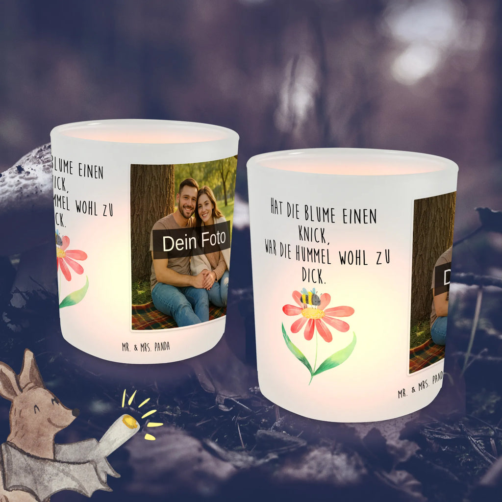 Personalisiertes Foto Windlicht Hummel Blume Windlicht mit Foto, Windlichter mit Foto, Windlicht Glas mit Wunschfoto, Windlicht Vintage mit Foto, Windlicht Draußen selber gestalten, Windlicht Garten mit Foto, Windlicht Dekoration mit Foto, Windlicht Modern, Windlicht Design, Windlicht Kerzenhalter, Windlicht Groß, Windlicht Klein, Windlicht Für Draußen, Windlicht Laterne, Windlicht Romantisch, Windlicht Skandinavisch, Windlicht Boho, Windlicht Handgemacht, Windlicht Nachhaltig, Windlicht Geschenk, Windlicht Wohnzimmer, Windlicht Balkon, Windlicht Terrasse, Windlicht Outdoor, Teelichthalter mit Foto, Teelicht Glas mit Foto, Teelichthalter Outdoor mit Foto, Teelichthalter für draußen selber gestalten, Teelichthalter mit Wunschfoto, Foto Teelichthalter, Tiermotive, Gute Laune, lustige Sprüche, Tiere, Hummel, Blume, Wespe, Flauschig, Natur, Feld, Hummeln, Biene