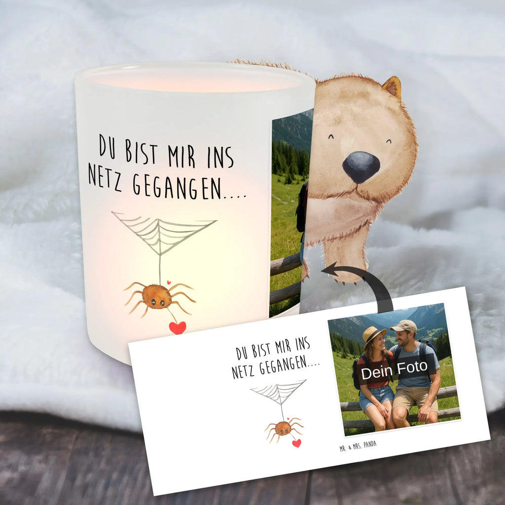 Personalisiertes Foto Windlicht Spinne Agathe Liebe Windlicht Outdoor, Foto Teelichthalter, Teelichthalter mit Foto, Windlicht Dekoration mit Foto, Teelichthalter für draußen selber gestalten, Windlicht Laterne, Windlicht Glas mit Wunschfoto, Windlicht Geschenk, Windlicht Für Draußen, Windlicht Draußen selber gestalten, Windlicht Handgemacht, Teelicht Glas mit Foto, Windlicht Boho, Windlichter mit Foto, Windlicht Nachhaltig, Windlicht Groß, Windlicht Vintage mit Foto, Windlicht Skandinavisch, Teelichthalter mit Wunschfoto, Windlicht Klein, Windlicht Garten mit Foto, Teelichthalter Outdoor mit Foto, Windlicht Modern, Windlicht Wohnzimmer, Windlicht Balkon, Windlicht Design, Windlicht Kerzenhalter, Windlicht Terrasse, Windlicht mit Foto, Windlicht Romantisch, Spinne Agathe, Spinne, Agathe, Videos, Merchandise, Liebesbeweis, Liebesgeschenk, Liebe, Verliebt