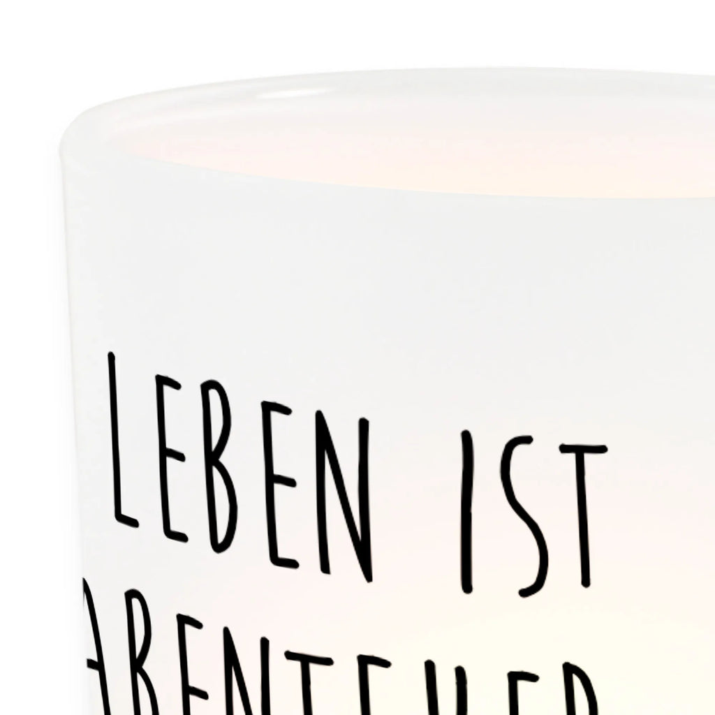 Personalisiertes Foto Windlicht Eule Federschmuck Teelichthalter für draußen selber gestalten, Windlicht Dekoration mit Foto, Windlicht Balkon, Foto Teelichthalter, Windlicht Design, Windlicht Nachhaltig, Teelichthalter Outdoor mit Foto, Windlicht Boho, Windlicht Für Draußen, Teelichthalter mit Wunschfoto, Windlicht Kerzenhalter, Windlicht Groß, Windlicht Terrasse, Teelicht Glas mit Foto, Windlichter mit Foto, Windlicht Wohnzimmer, Windlicht Laterne, Windlicht Draußen selber gestalten, Windlicht Handgemacht, Teelichthalter mit Foto, Windlicht Outdoor, Windlicht mit Foto, Windlicht Geschenk, Windlicht Glas mit Wunschfoto, Windlicht Garten mit Foto, Windlicht Skandinavisch, Windlicht Klein, Windlicht Modern, Windlicht Romantisch, Windlicht Vintage mit Foto, Eule, Owl, Dekoration, Federschmuck, Reisespruch, Eule Deko, Das Leben ist ein Abenteuer