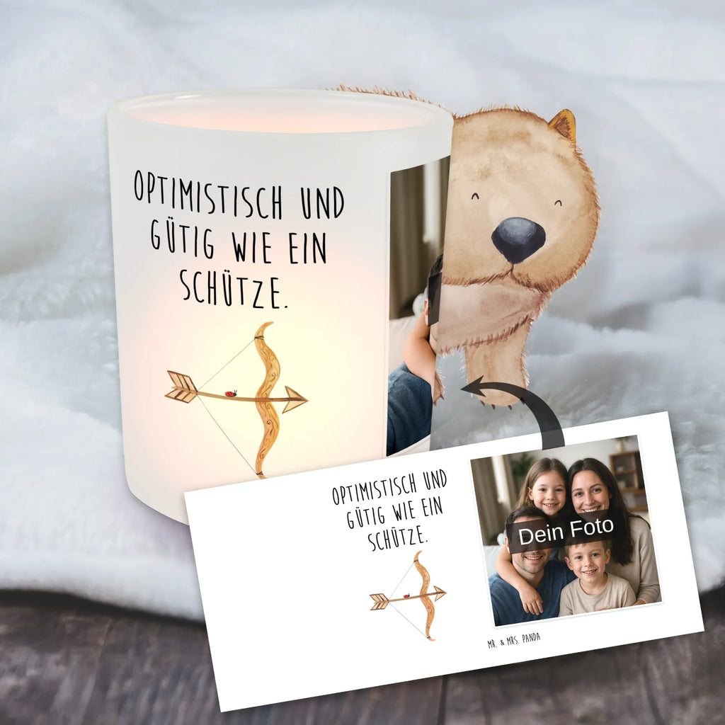 Personalisiertes Foto Windlicht Sternzeichen Schütze Windlicht Geschenk, Windlicht Design, Windlicht Nachhaltig, Foto Teelichthalter, Teelicht Glas mit Foto, Teelichthalter Outdoor mit Foto, Windlicht Romantisch, Windlicht mit Foto, Teelichthalter mit Foto, Windlicht Glas mit Wunschfoto, Windlicht Laterne, Windlicht Wohnzimmer, Windlicht Klein, Windlicht Modern, Windlicht Outdoor, Windlicht Garten mit Foto, Teelichthalter für draußen selber gestalten, Windlicht Terrasse, Windlicht Skandinavisch, Windlicht Vintage mit Foto, Windlichter mit Foto, Windlicht Boho, Windlicht Balkon, Windlicht Handgemacht, Windlicht Groß, Windlicht Kerzenhalter, Windlicht Dekoration mit Foto, Windlicht Für Draußen, Teelichthalter mit Wunschfoto, Windlicht Draußen selber gestalten, Tierkreiszeichen, Sternzeichen, Horoskop, Astrologie, Aszendent, Schütze, Geburtstag November, Geschenk November, Geschenk Dezember, Geschenk Schützenfest, Schütze Sternzeichen, Geburtstag Dezember, Schütze Geschenk