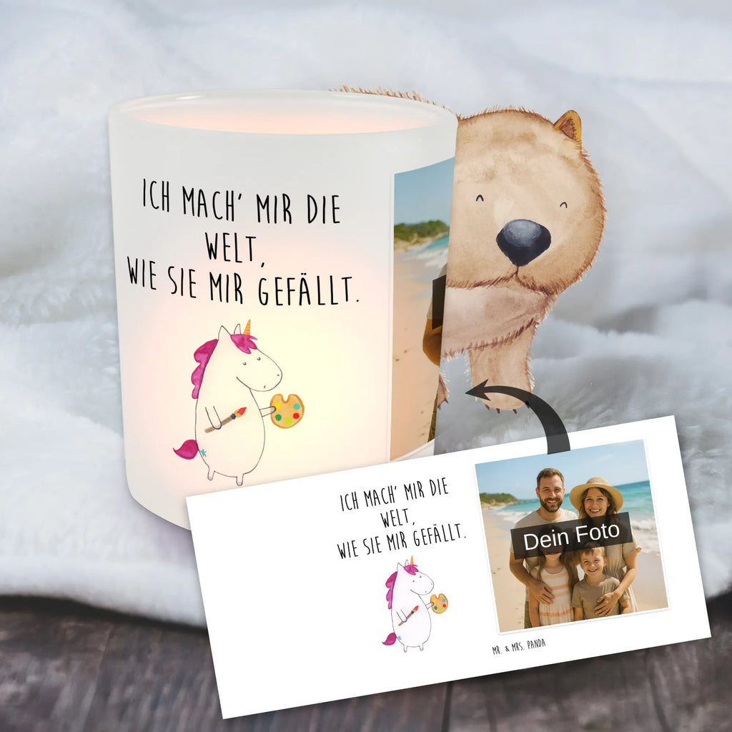 Personalisiertes Foto Windlicht Einhorn Künstler Windlicht mit Foto, Windlichter mit Foto, Windlicht Glas mit Wunschfoto, Windlicht Vintage mit Foto, Windlicht Draußen selber gestalten, Windlicht Garten mit Foto, Windlicht Dekoration mit Foto, Windlicht Modern, Windlicht Design, Windlicht Kerzenhalter, Windlicht Groß, Windlicht Klein, Windlicht Für Draußen, Windlicht Laterne, Windlicht Romantisch, Windlicht Skandinavisch, Windlicht Boho, Windlicht Handgemacht, Windlicht Nachhaltig, Windlicht Geschenk, Windlicht Wohnzimmer, Windlicht Balkon, Windlicht Terrasse, Windlicht Outdoor, Teelichthalter mit Foto, Teelicht Glas mit Foto, Teelichthalter Outdoor mit Foto, Teelichthalter für draußen selber gestalten, Teelichthalter mit Wunschfoto, Foto Teelichthalter, Einhorn, Einhörner, Einhorn Deko, Unicorn, Englisch, Künstler, Artist, Malen, Zeichnen, Welt, Farbe, Stift, Pinsel, Geschenk, Maler