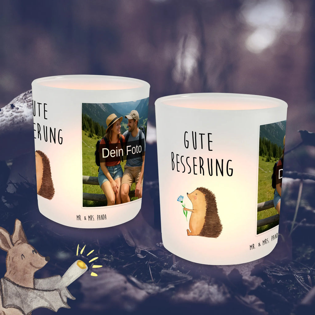 Personalisiertes Foto Windlicht Igel Blumen Windlicht Boho, Teelichthalter für draußen selber gestalten, Windlicht Garten mit Foto, Windlicht Terrasse, Windlicht Outdoor, Windlicht Kerzenhalter, Windlichter mit Foto, Windlicht Modern, Foto Teelichthalter, Windlicht Handgemacht, Windlicht Nachhaltig, Windlicht Design, Teelichthalter mit Foto, Teelicht Glas mit Foto, Teelichthalter Outdoor mit Foto, Windlicht Dekoration mit Foto, Windlicht Wohnzimmer, Teelichthalter mit Wunschfoto, Windlicht Skandinavisch, Windlicht Glas mit Wunschfoto, Windlicht Klein, Windlicht Für Draußen, Windlicht Groß, Windlicht mit Foto, Windlicht Laterne, Windlicht Geschenk, Windlicht Vintage mit Foto, Windlicht Romantisch, Windlicht Balkon, Windlicht Draußen selber gestalten, Tiermotive, Gute Laune, lustige Sprüche, Tiere, Krankheit, Besuch, krank, Igel, Genesungswünsche, Krankenhaus, Gute Besserung